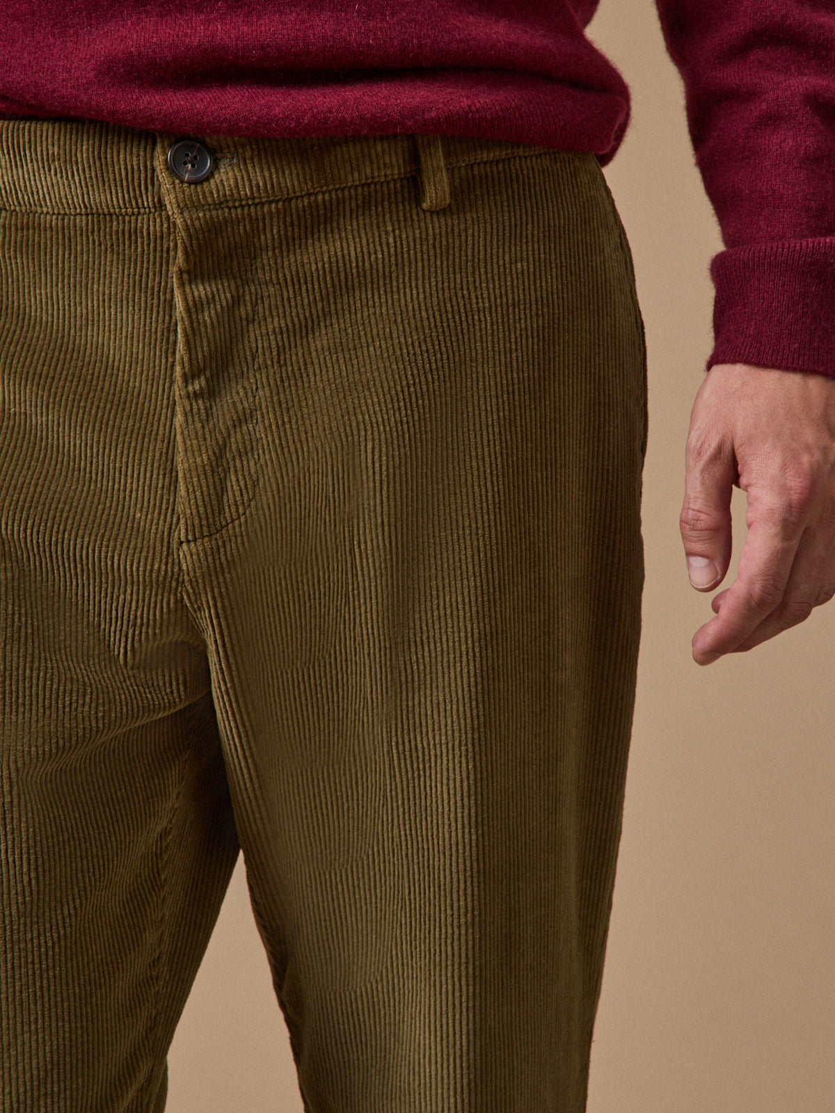 Herrenhose aus Cord mit Elastikbund