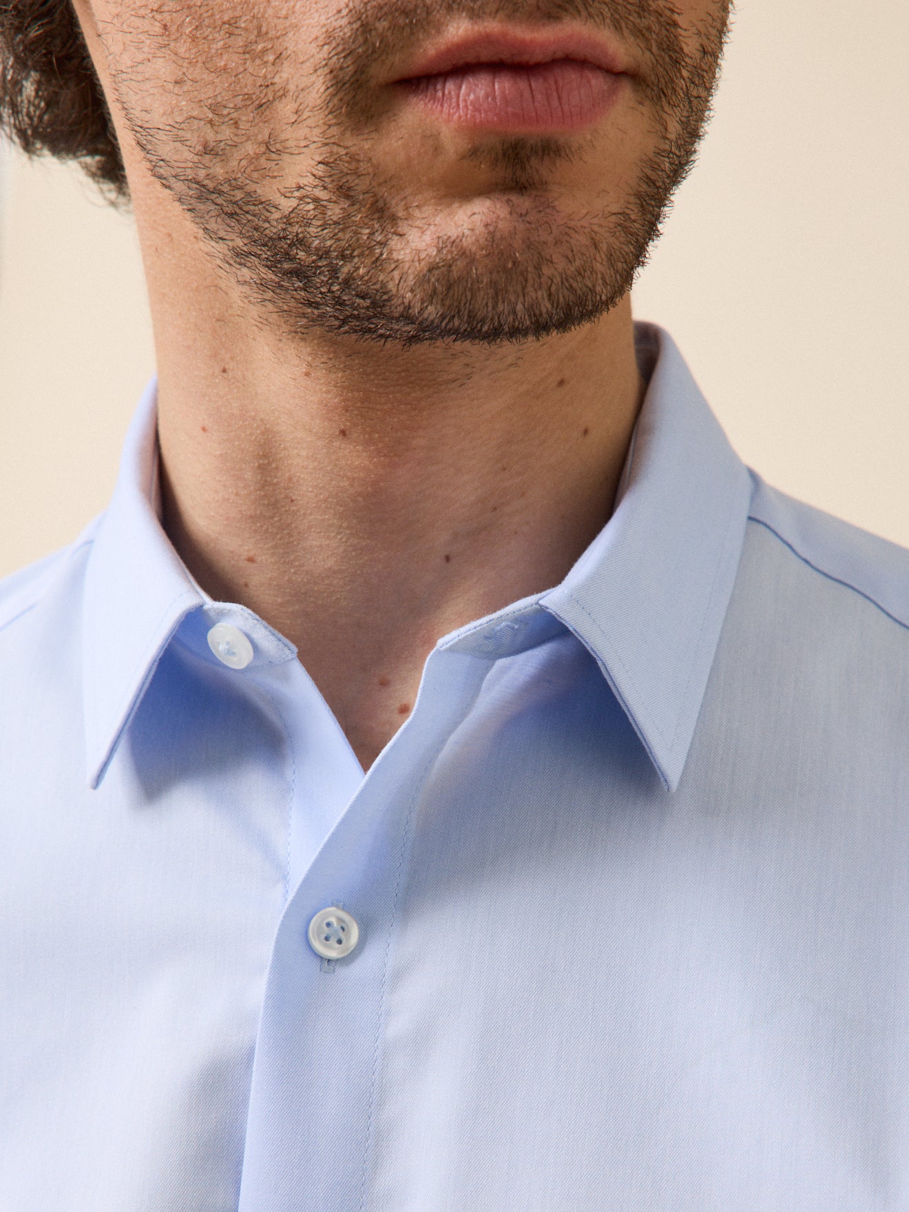 Chemise twill uni homme coupe contemporaine