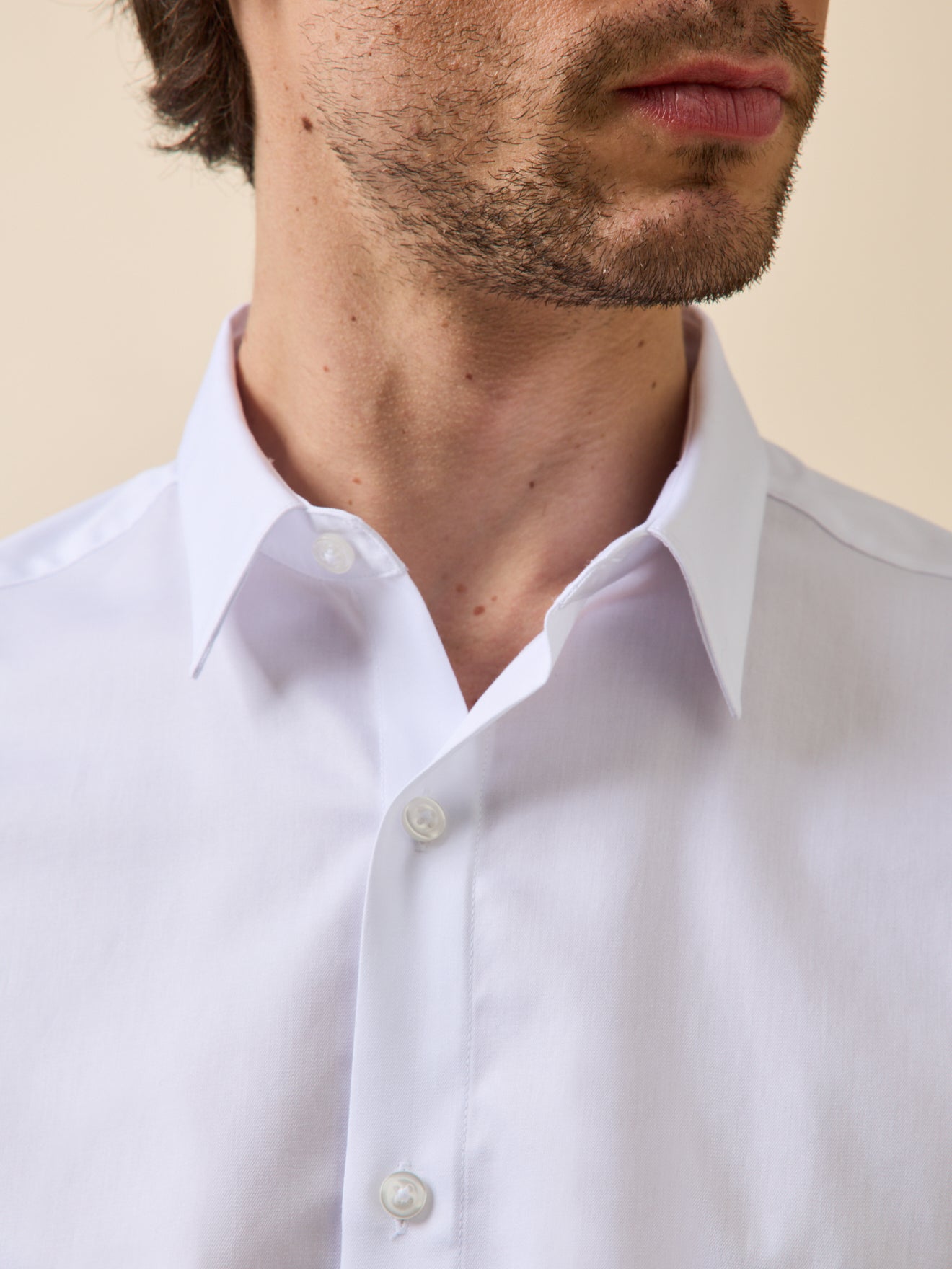 Chemise twill uni homme coupe contemporaine