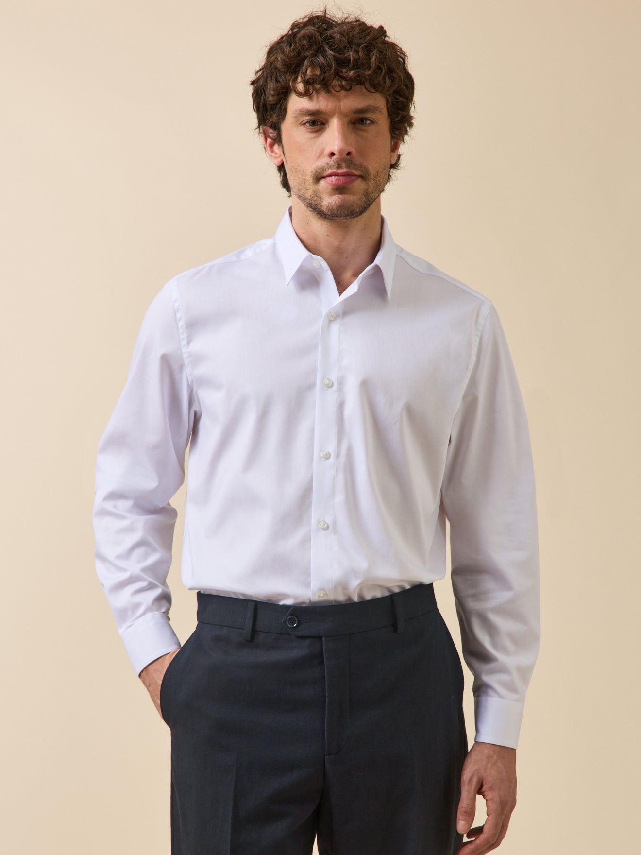 Chemise twill uni homme coupe contemporaine