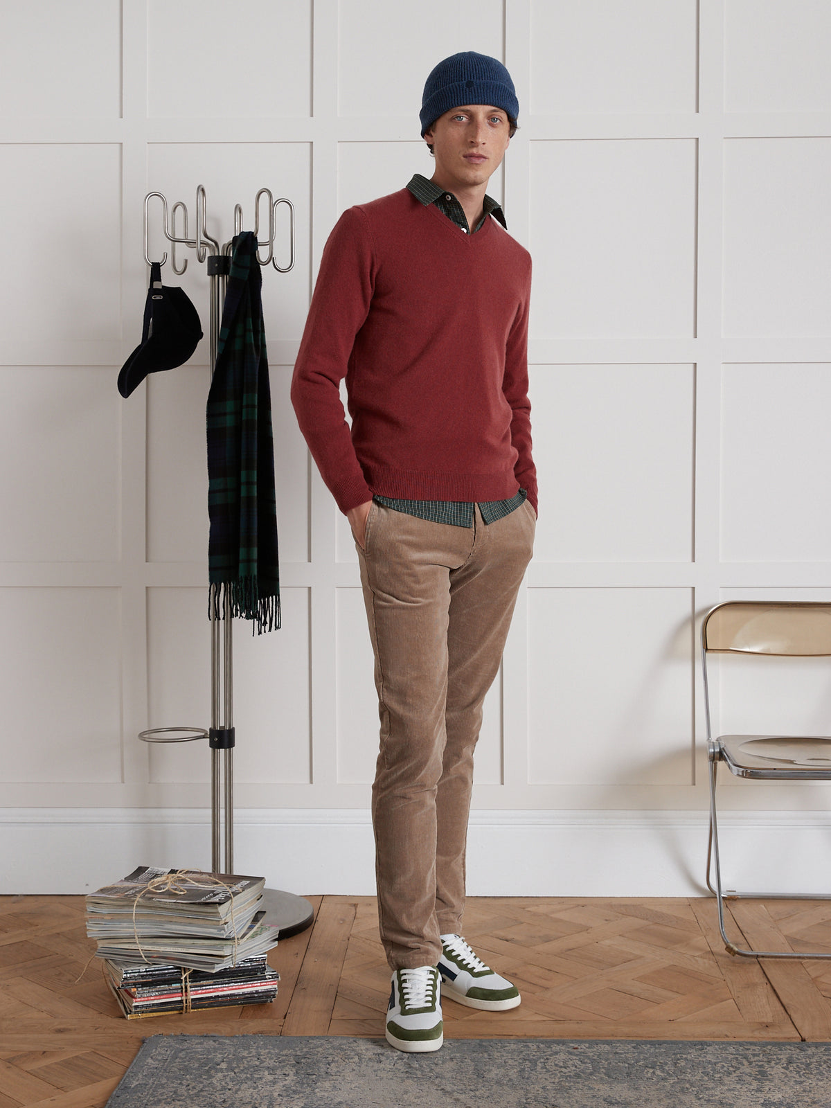 Herrenpullover mit V-Ausschnitt – Cashmere-Kollektion