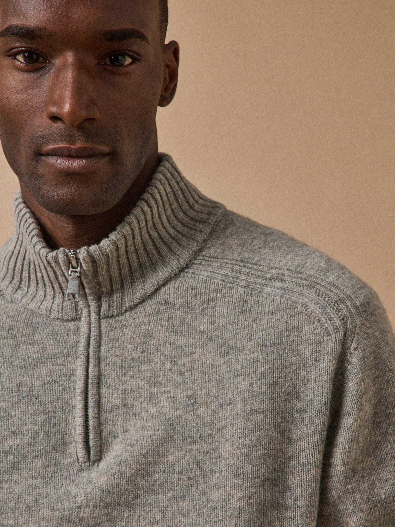 Pull col montant zippé Homme