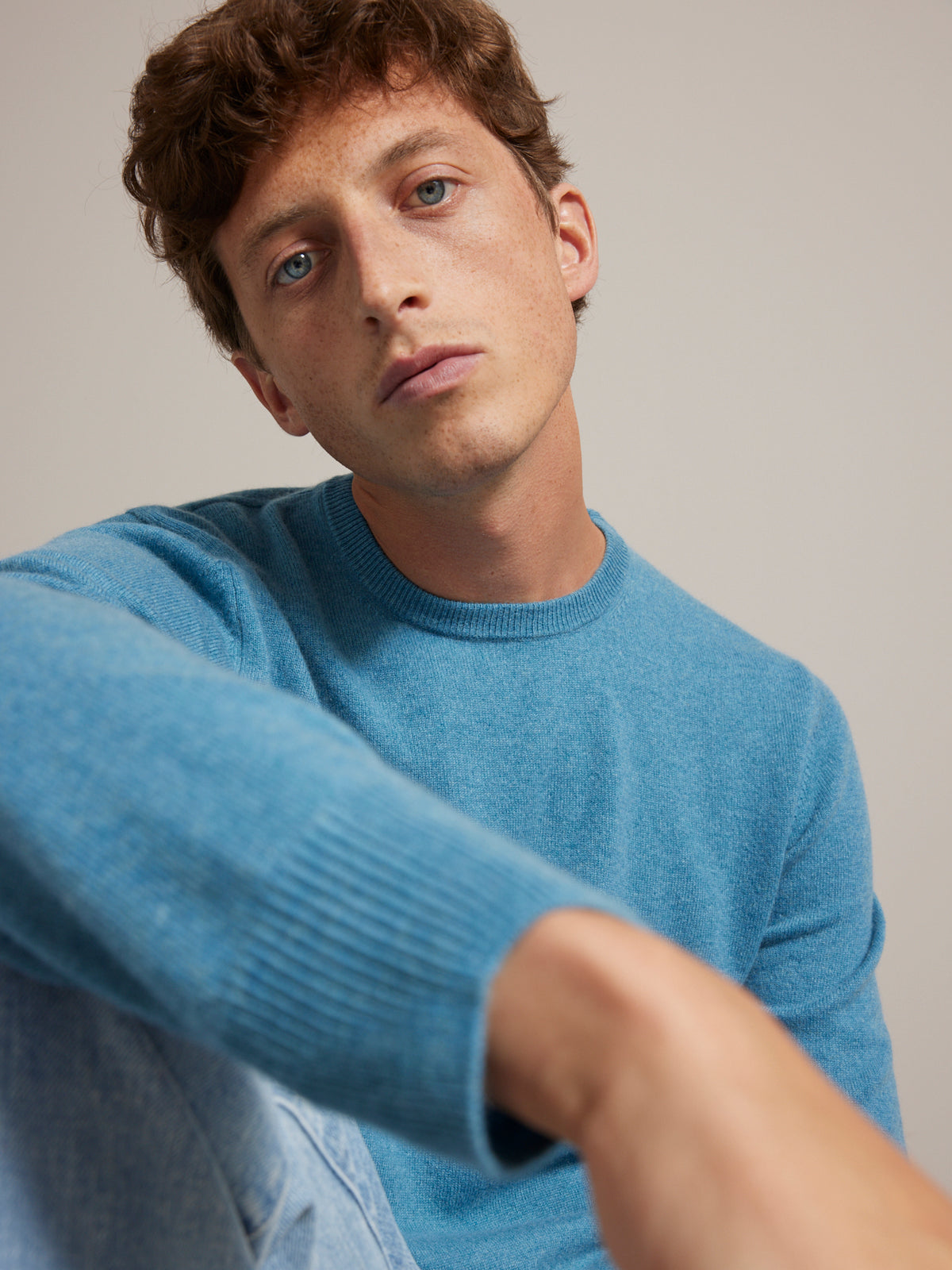 Herrenpullover mit Rundhalsausschnitt – Cashmere-Kollektion