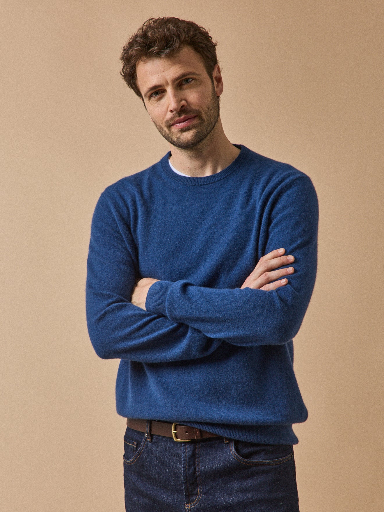 Herrenpullover aus Kaschmir mit rundem Halsausschnitt