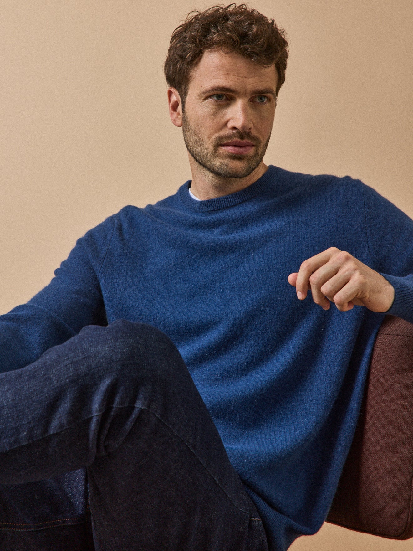 Herrenpullover aus Kaschmir mit rundem Halsausschnitt