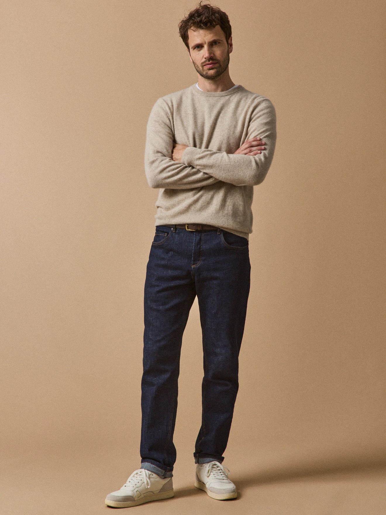 Herrenpullover aus Kaschmir mit rundem Halsausschnitt