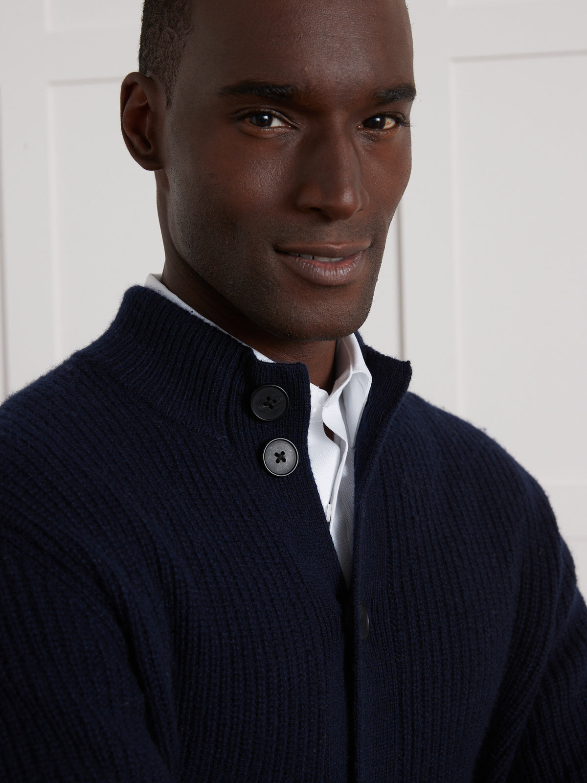 Cardigan col montant maille côtelée homme