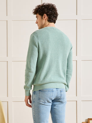 Herrenpullover mit rundem Halsausschnitt