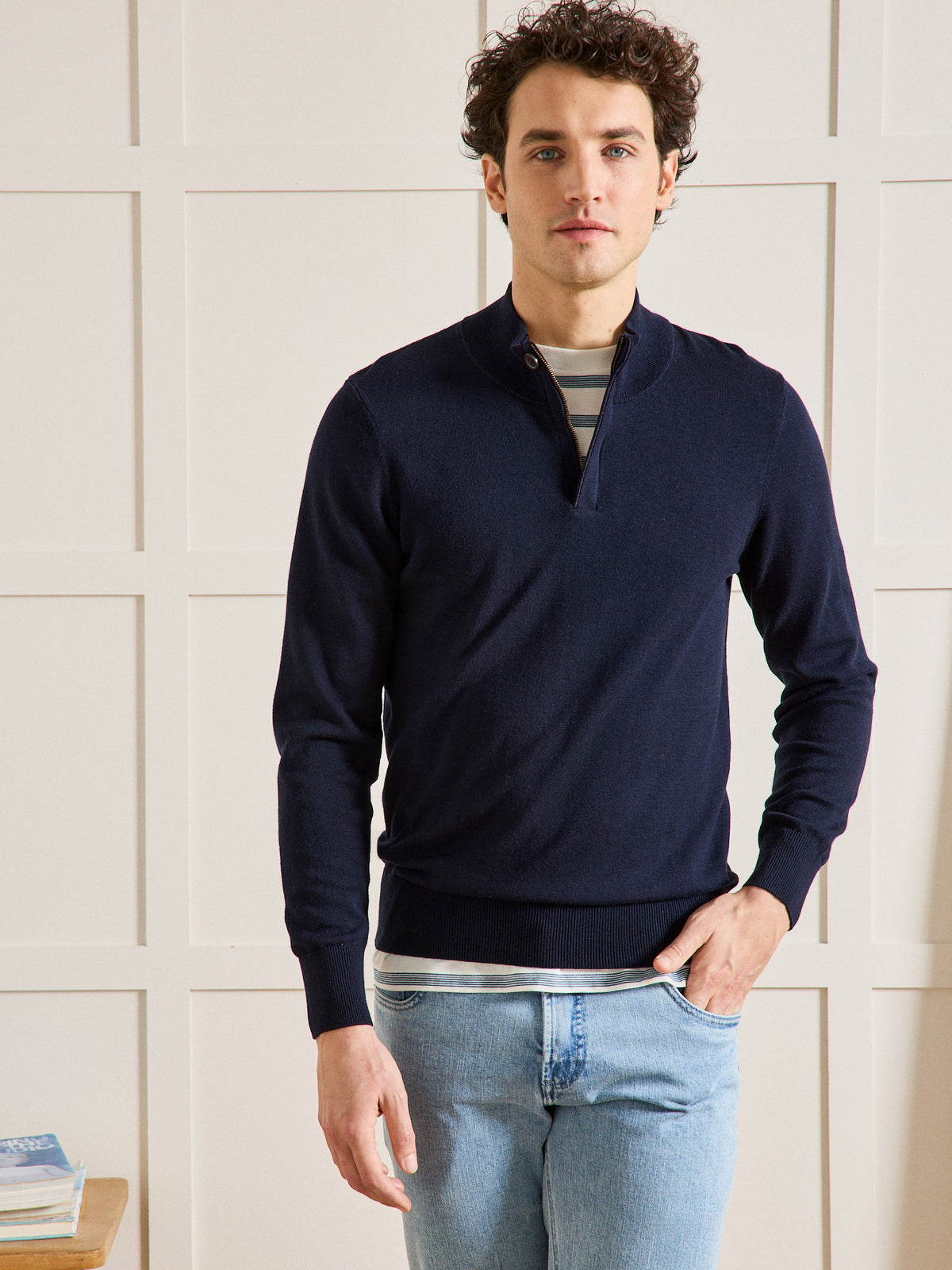 Herrenpullover mit Stehkragen aus Baumwolle, Seide und Cashmere