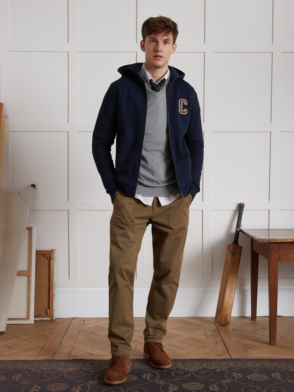 Herrenpullover aus Baumwolle, Seide und Cashmere mit V-Ausschnitt