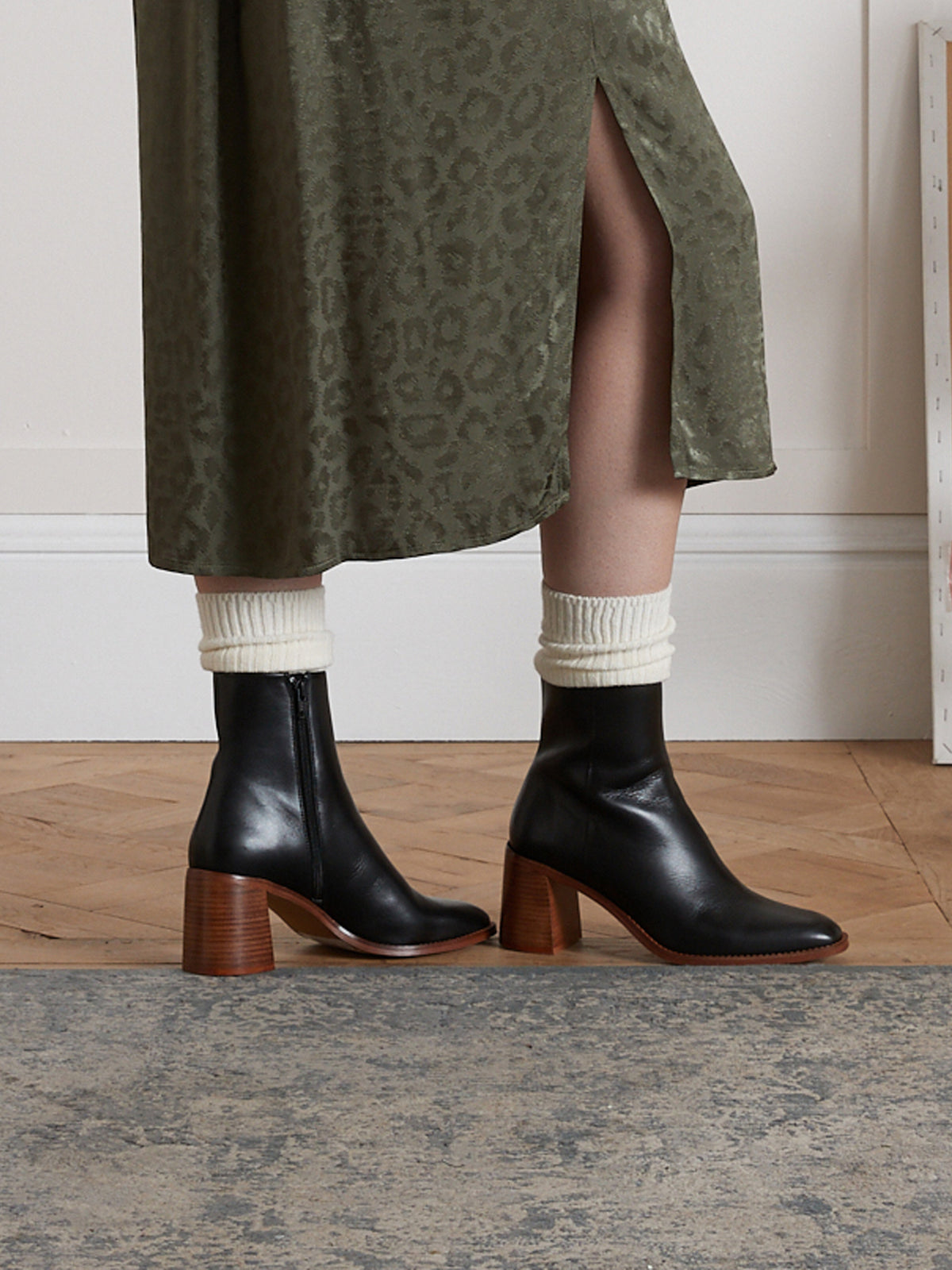 Boots cuir femme à talon carré