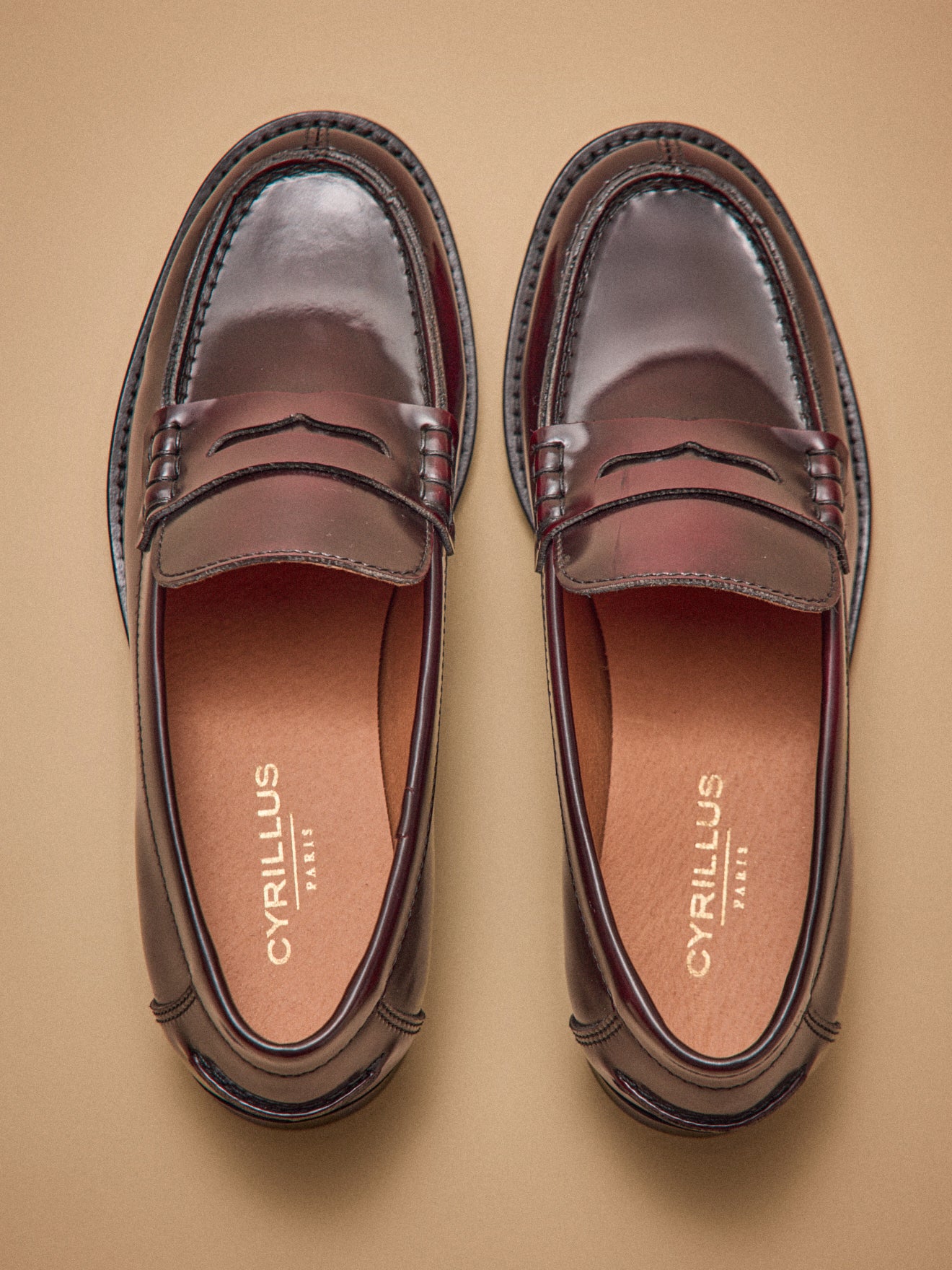 Mocassins cuir vernis femme