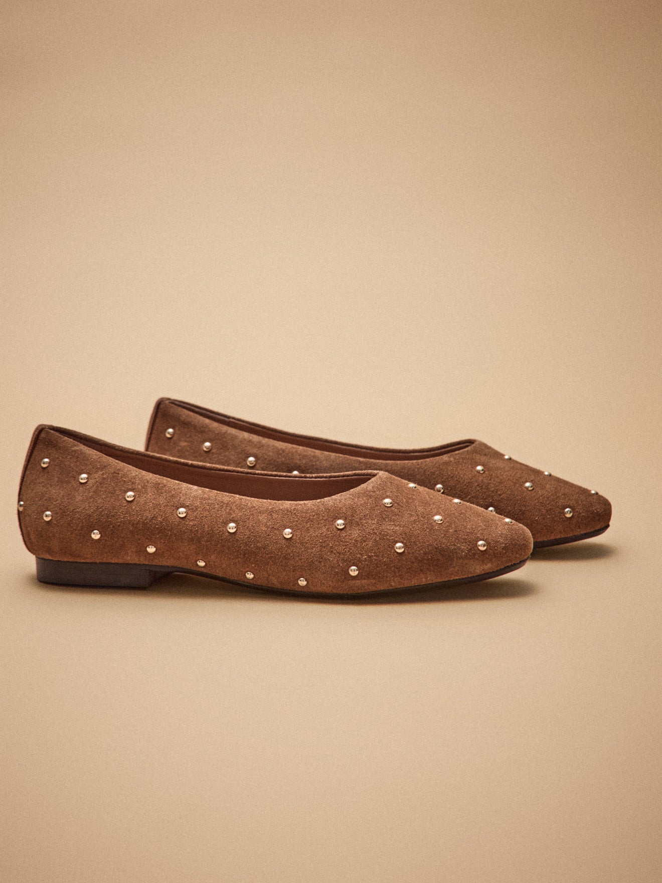 Ballerines cloutées cuir velouté femme