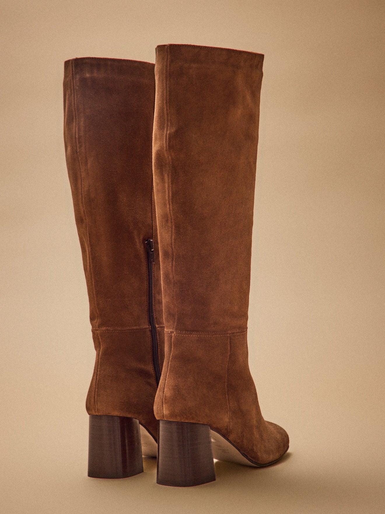 Bottes à talon cuir velouté femme