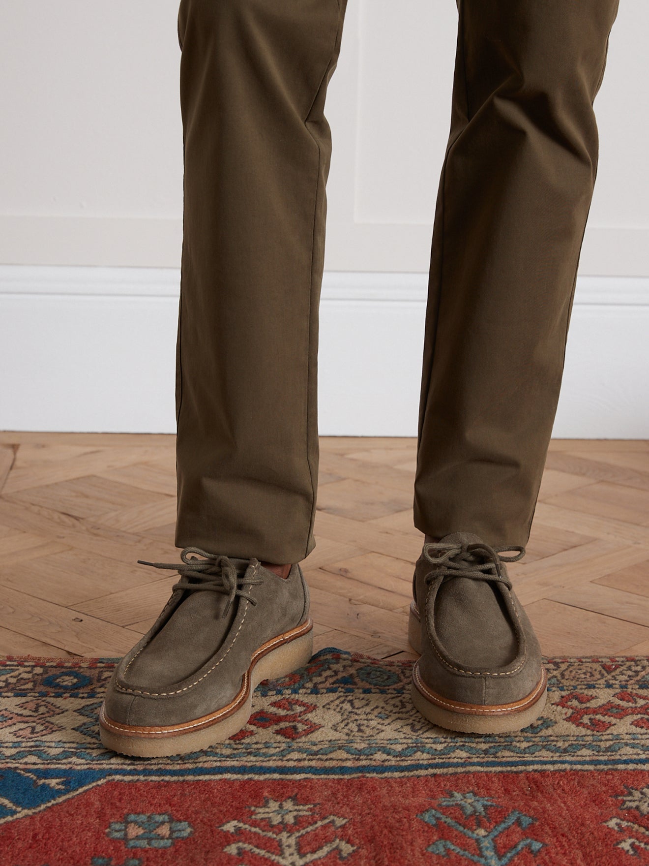 Herren-Derbies aus Spaltleder mit Schnürsenkeln