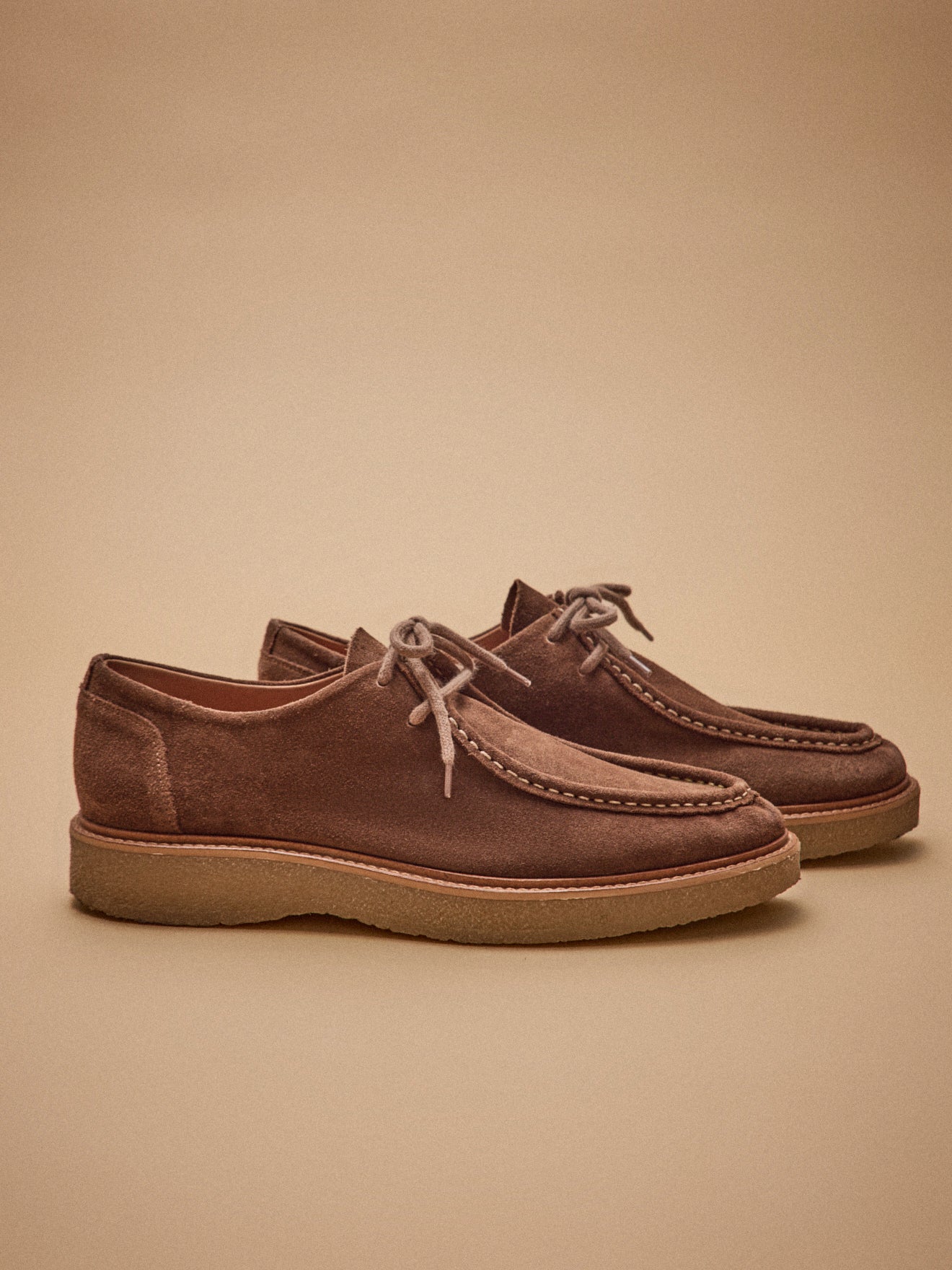 Herren-Derbies aus Spaltleder mit Schnürsenkeln