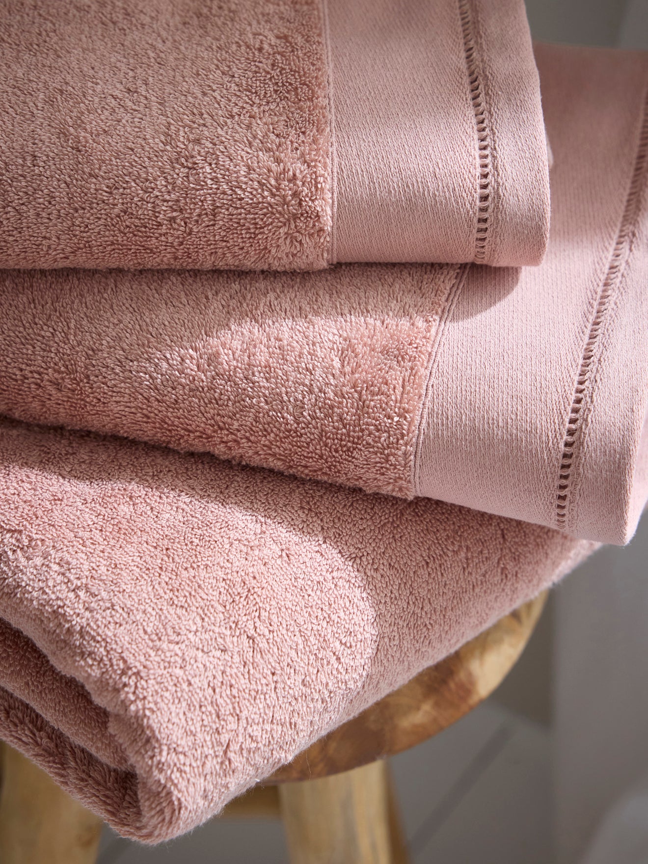 Frotteetuch mit Ajour-Muster