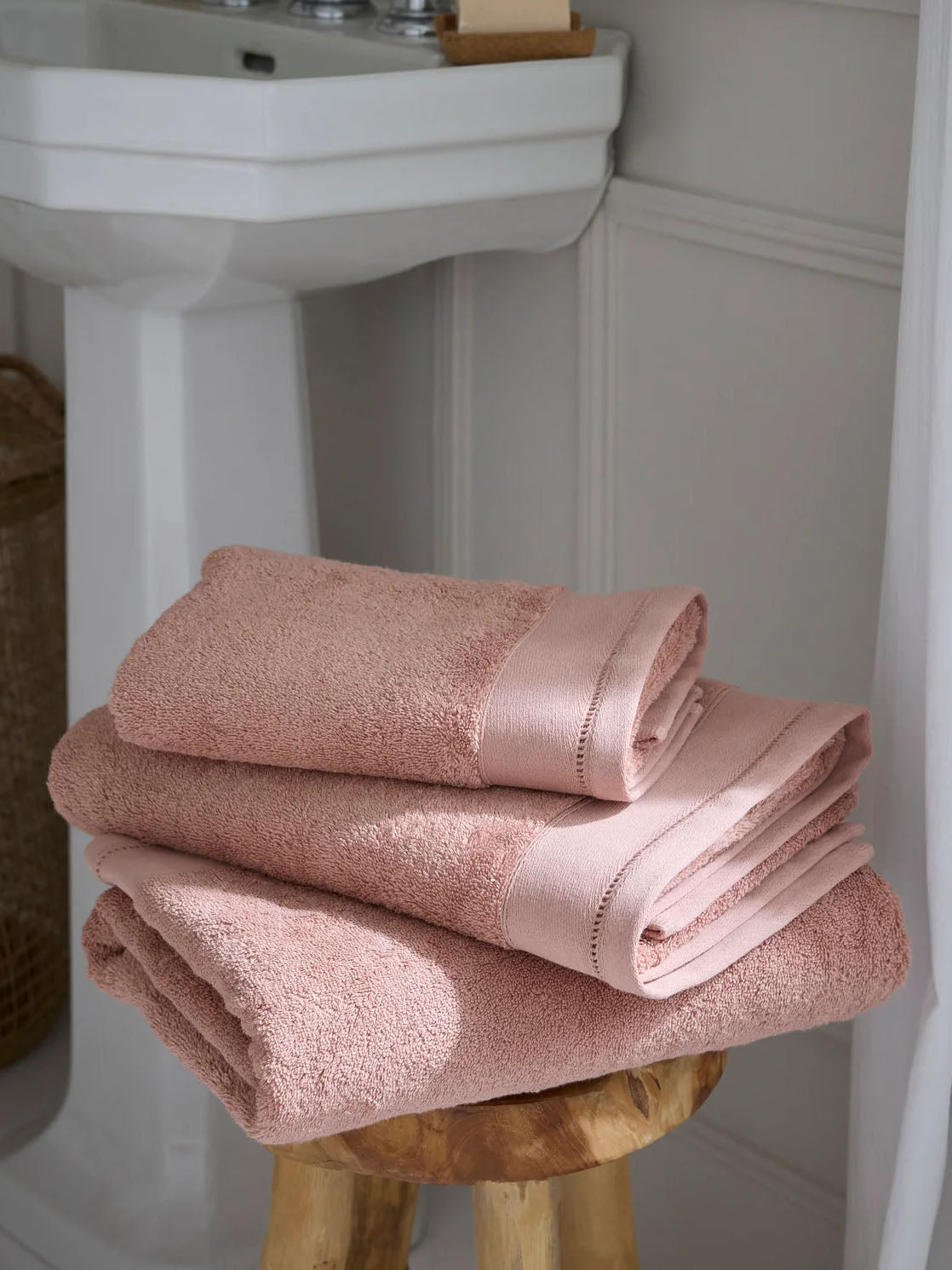 Frotteetuch mit Ajour-Muster