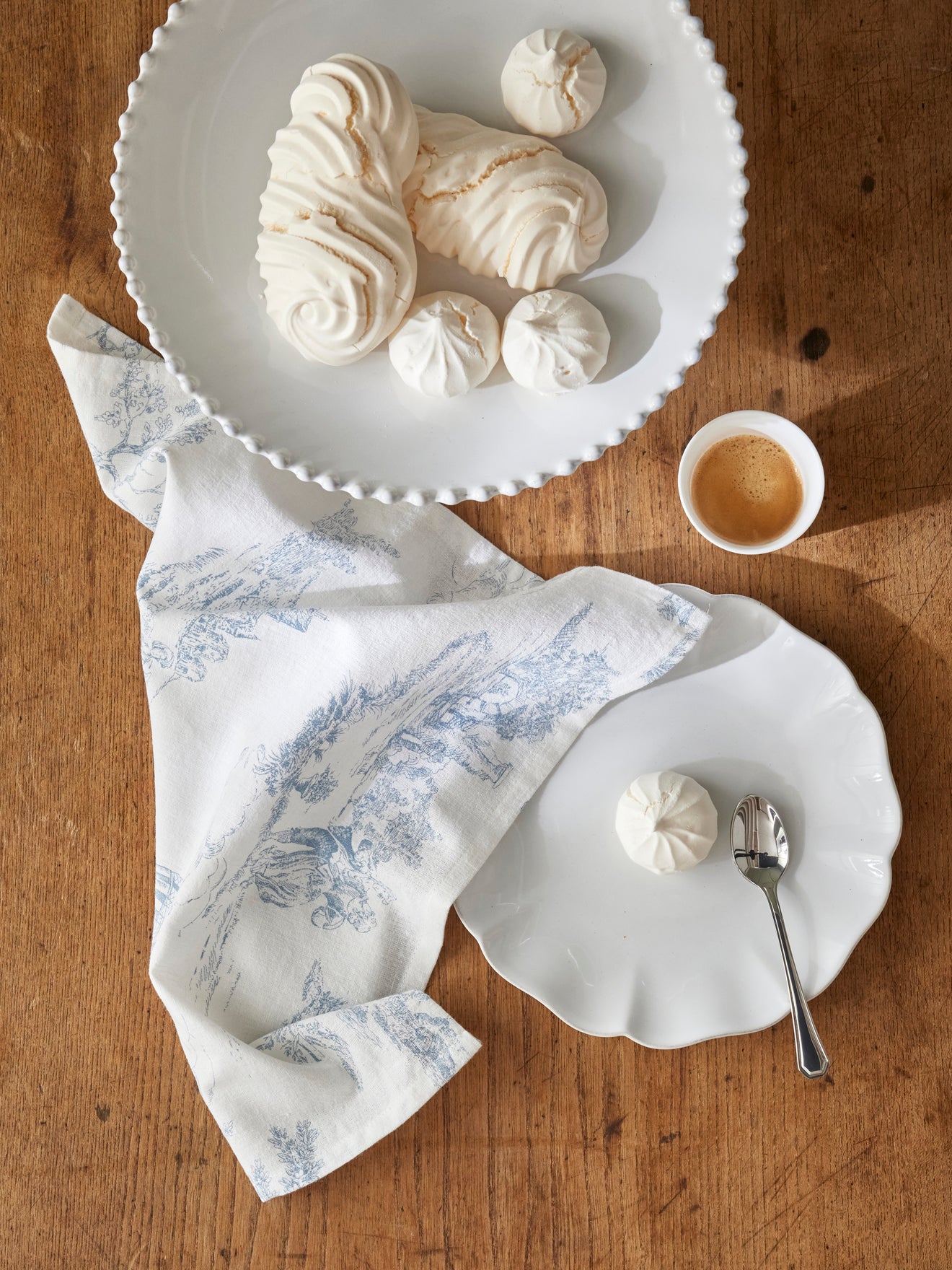 Servietten im 4er-Set aus Baumwolle und Viskose im Toile-de-Jouy-Esprit