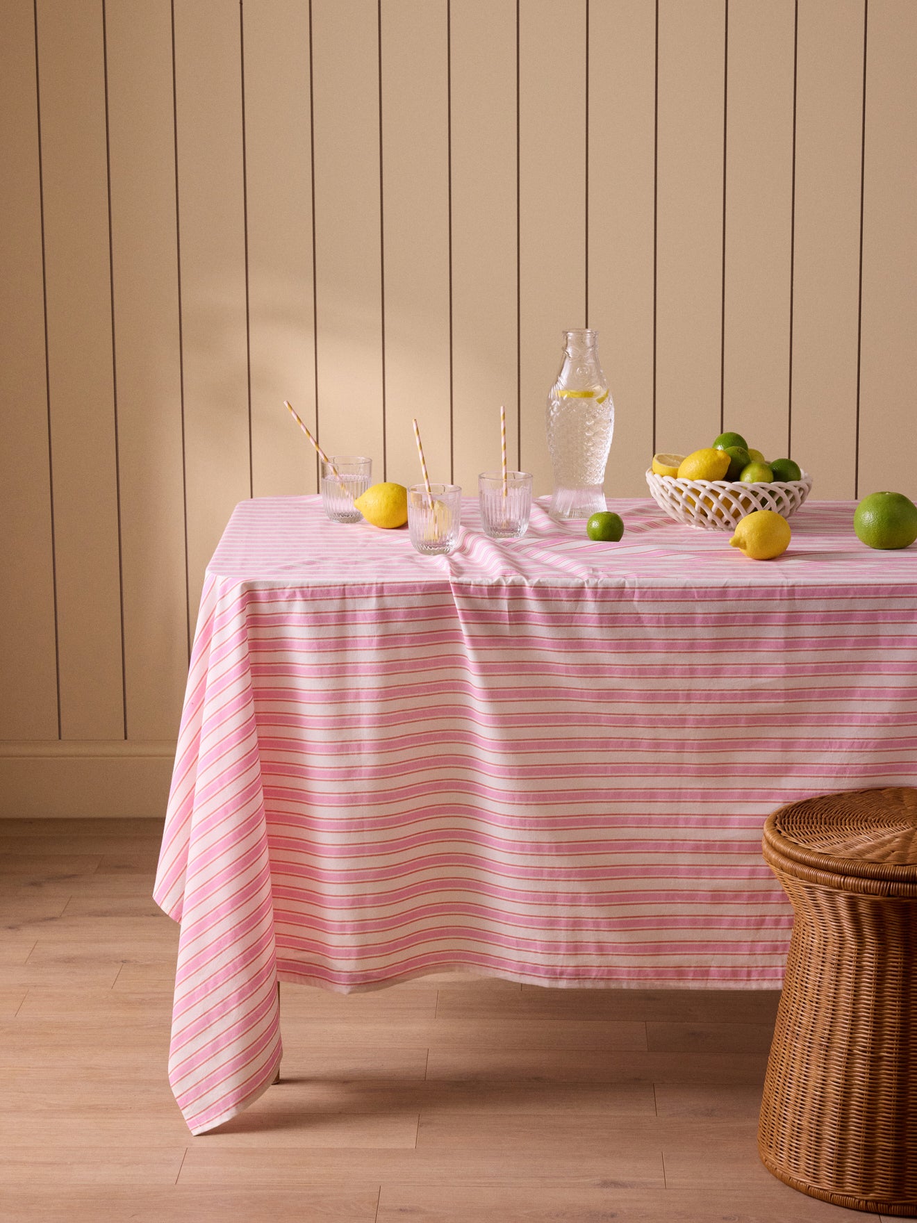 Gestreifte Tischdecke aus Baumwolle
