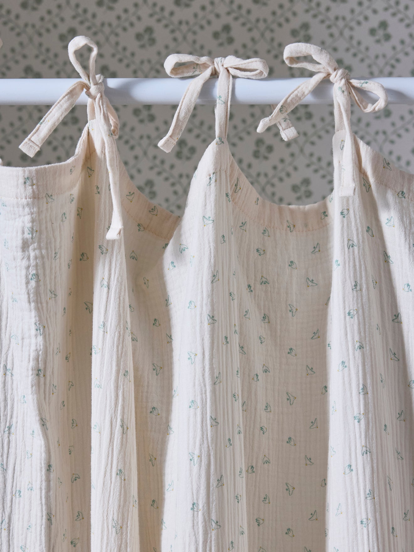Rideau à nouettes en gaze de coton