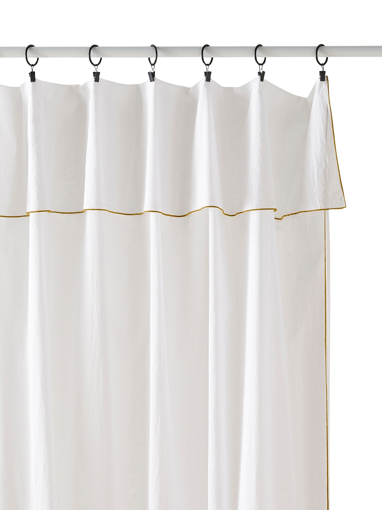 Stoffbahn aus Baumwoll-Voile mit Schnurstich-Borte