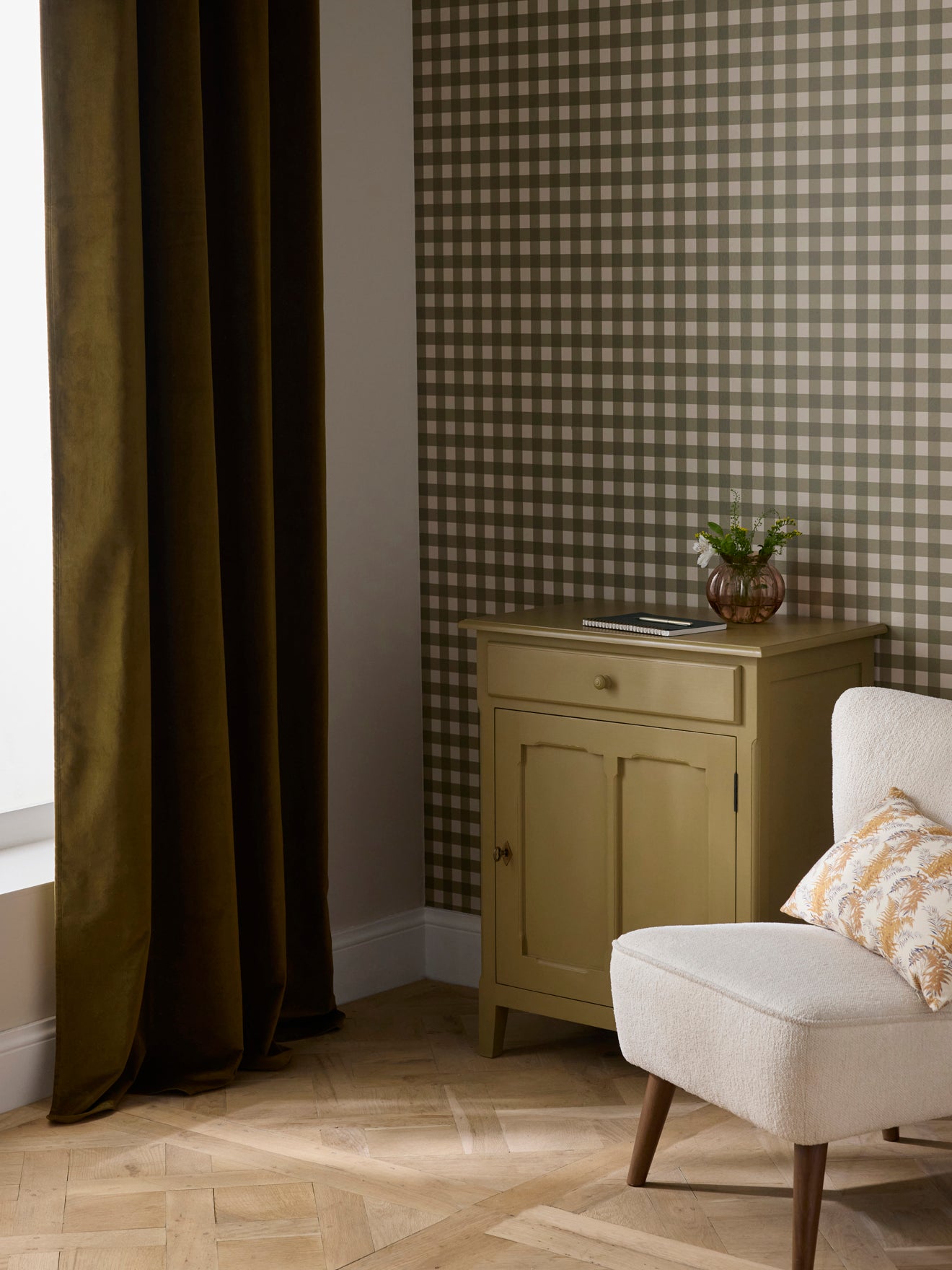 Rideau en velours ras à oeillets