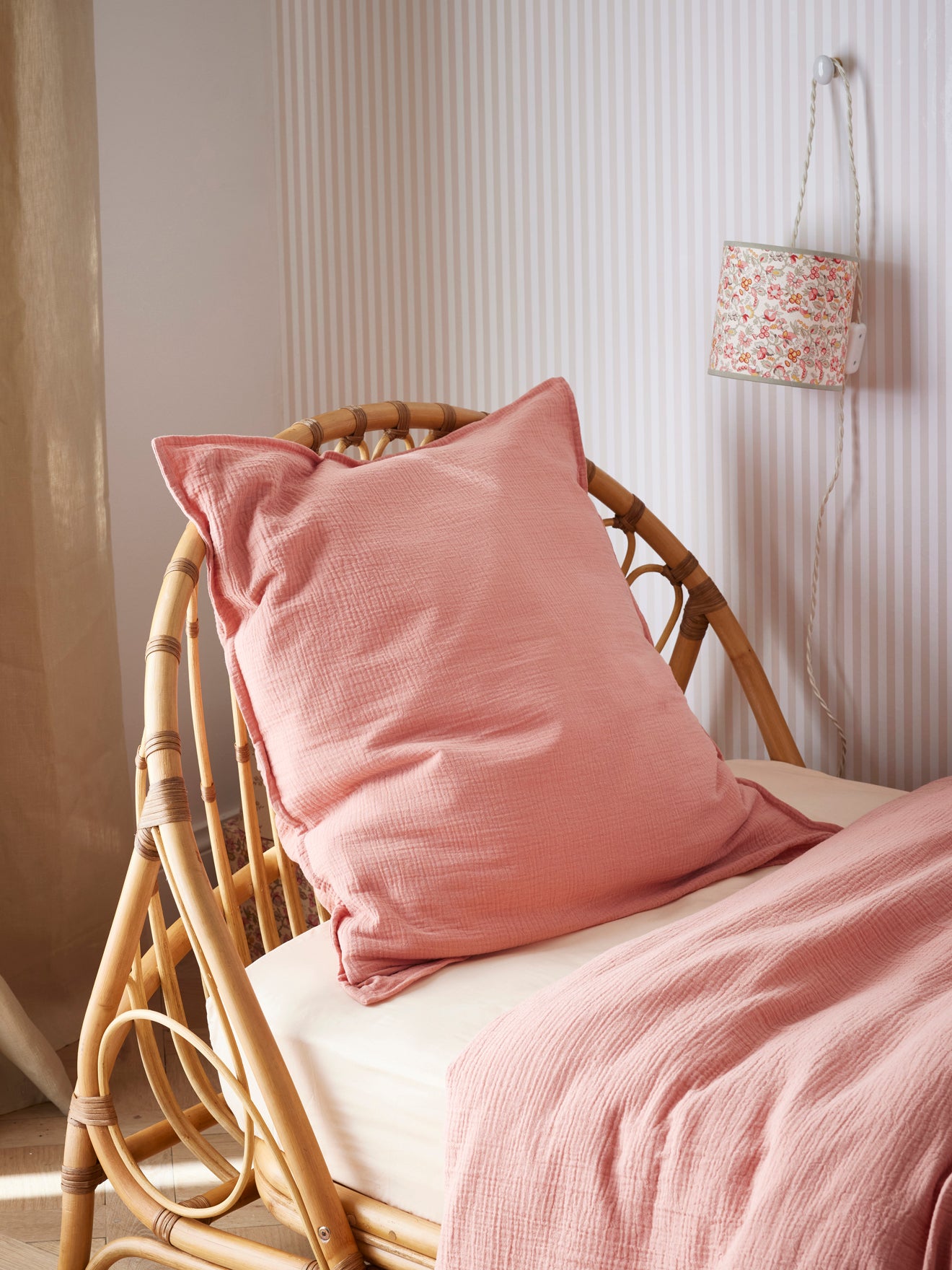 Taie d'oreiller enfant gaze de coton "Gaufrée"