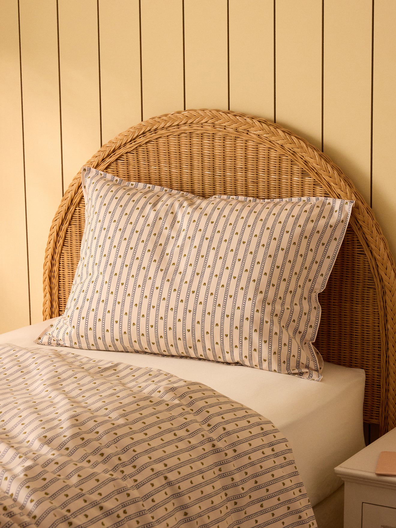 Kissenbezug aus Baumwollperkal "Avril"