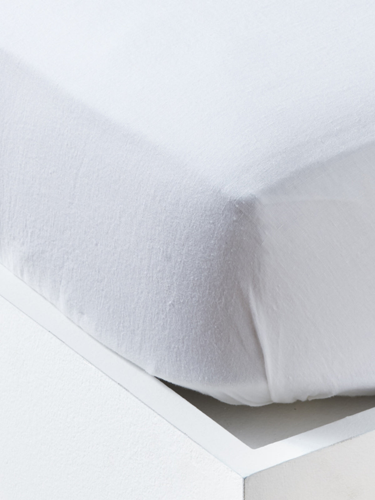 Drap-housse uni lin lavé "Cocoon"