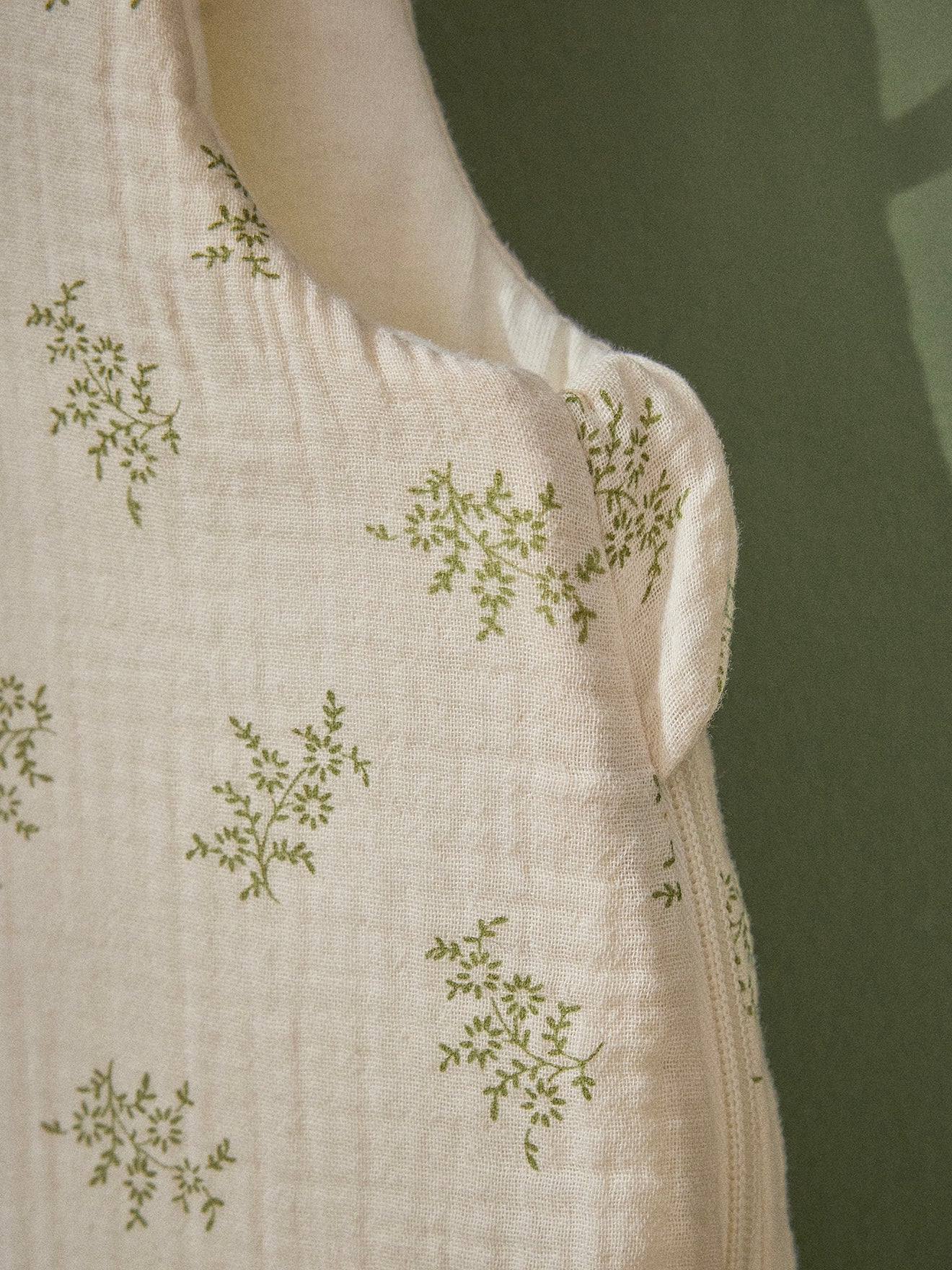 Strampelsack aus Bio-Baumwolle und Gaze