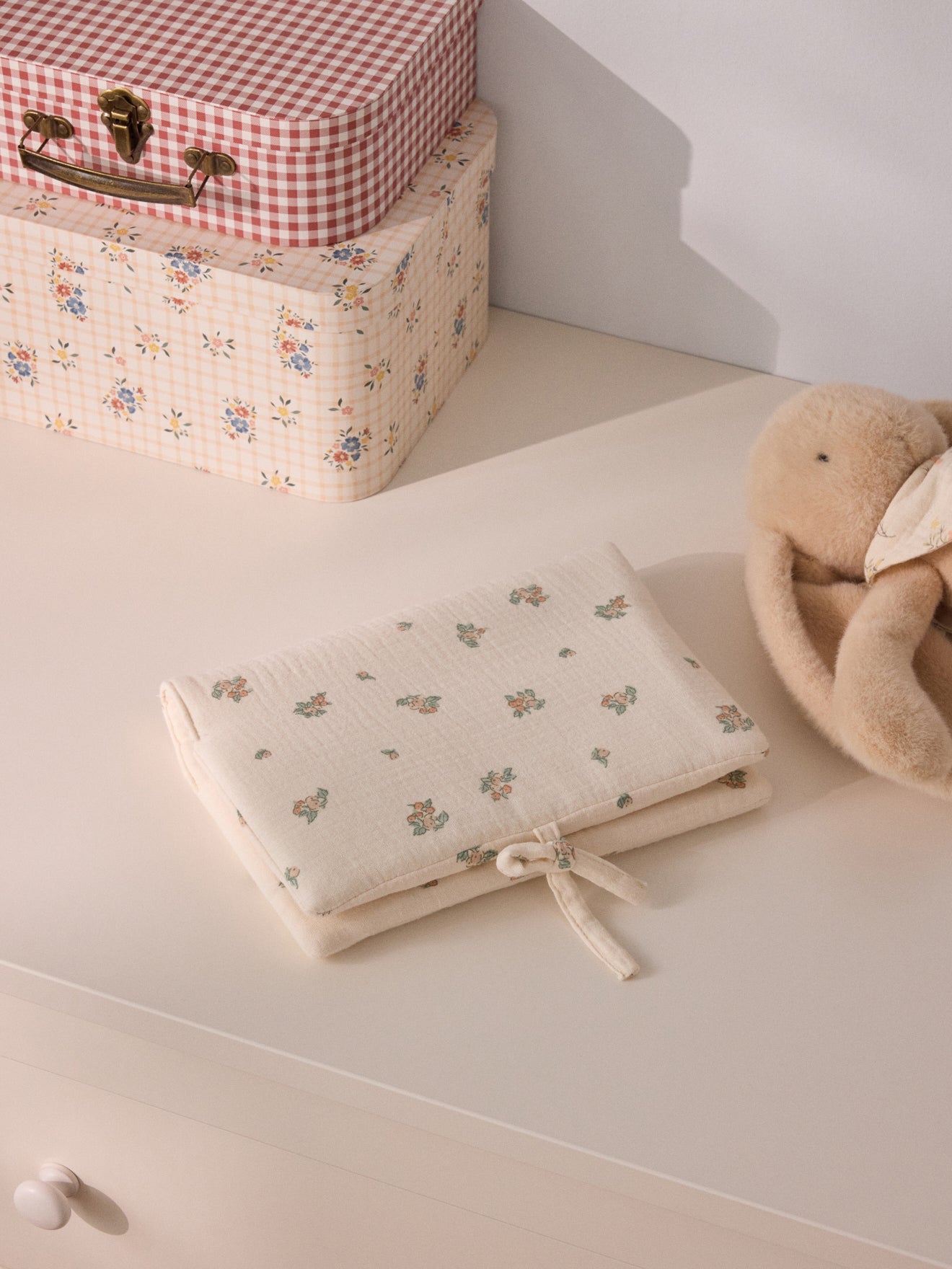 Hülle für Gesundheitsbuch aus Gaze