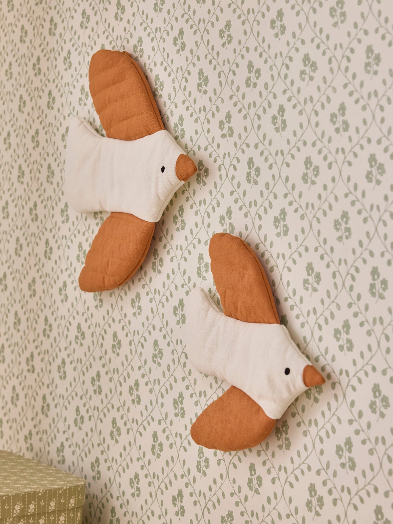 Vogel-Wanddekoration aus Tuch im 2er-Set