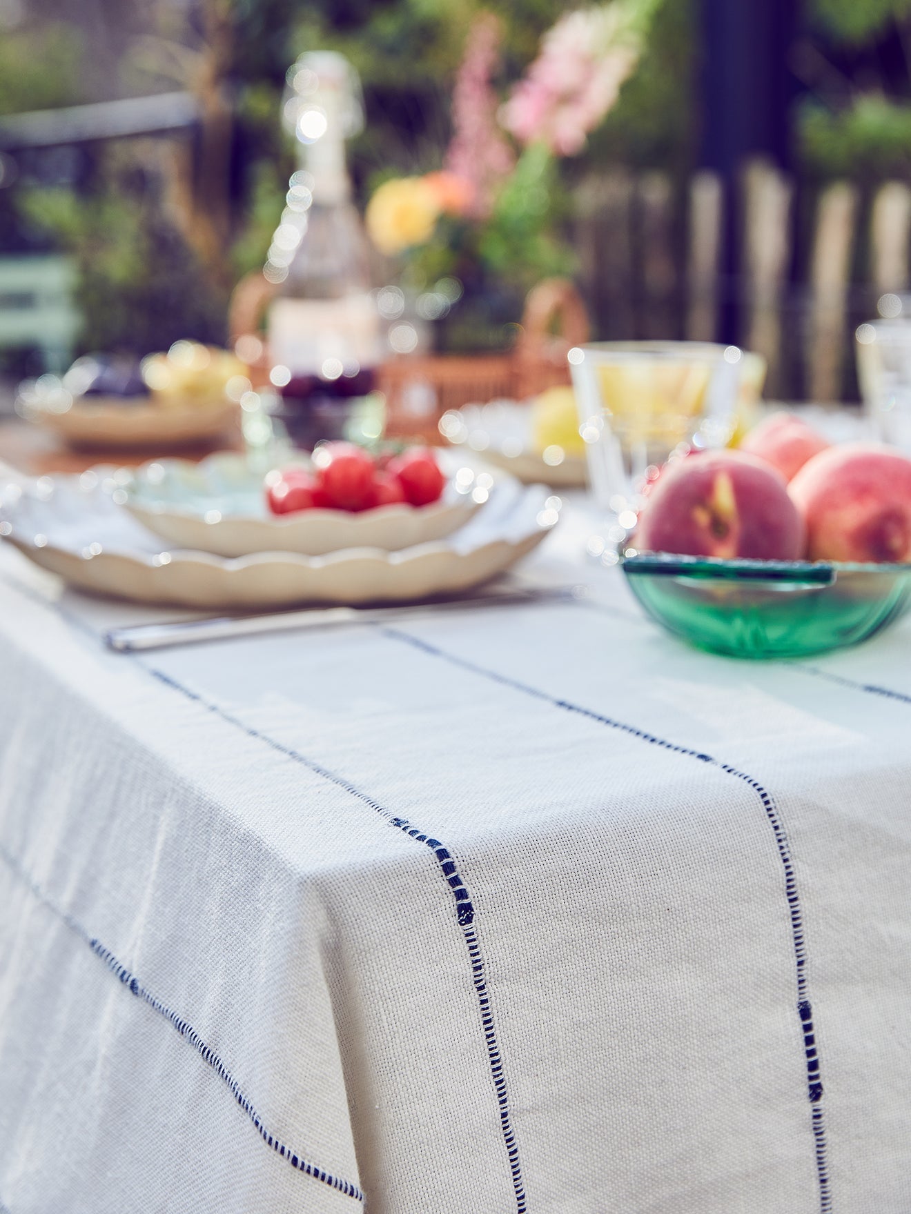 Geblümte Tagesdecke aus Baumwolle und Leinen
