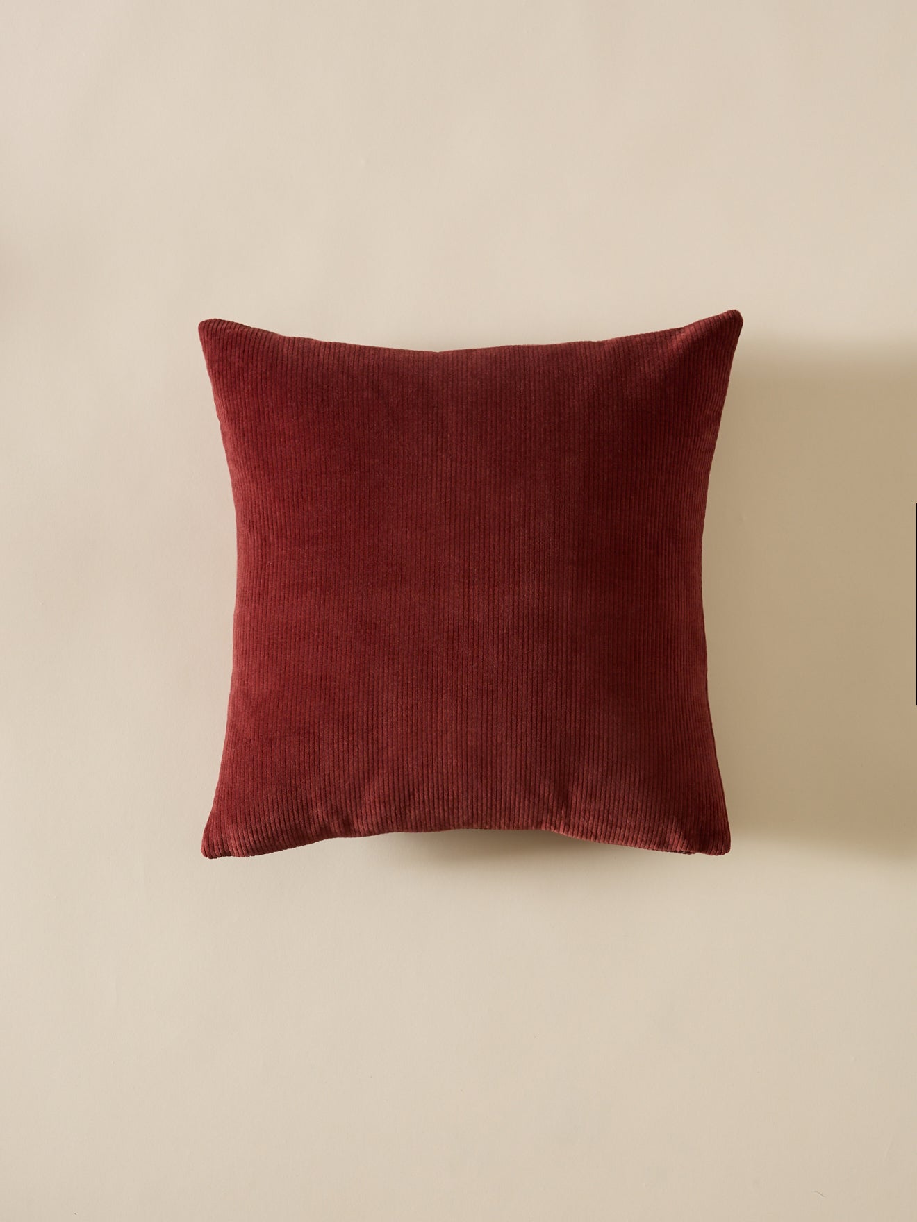 Housse de coussin en velours côtelé