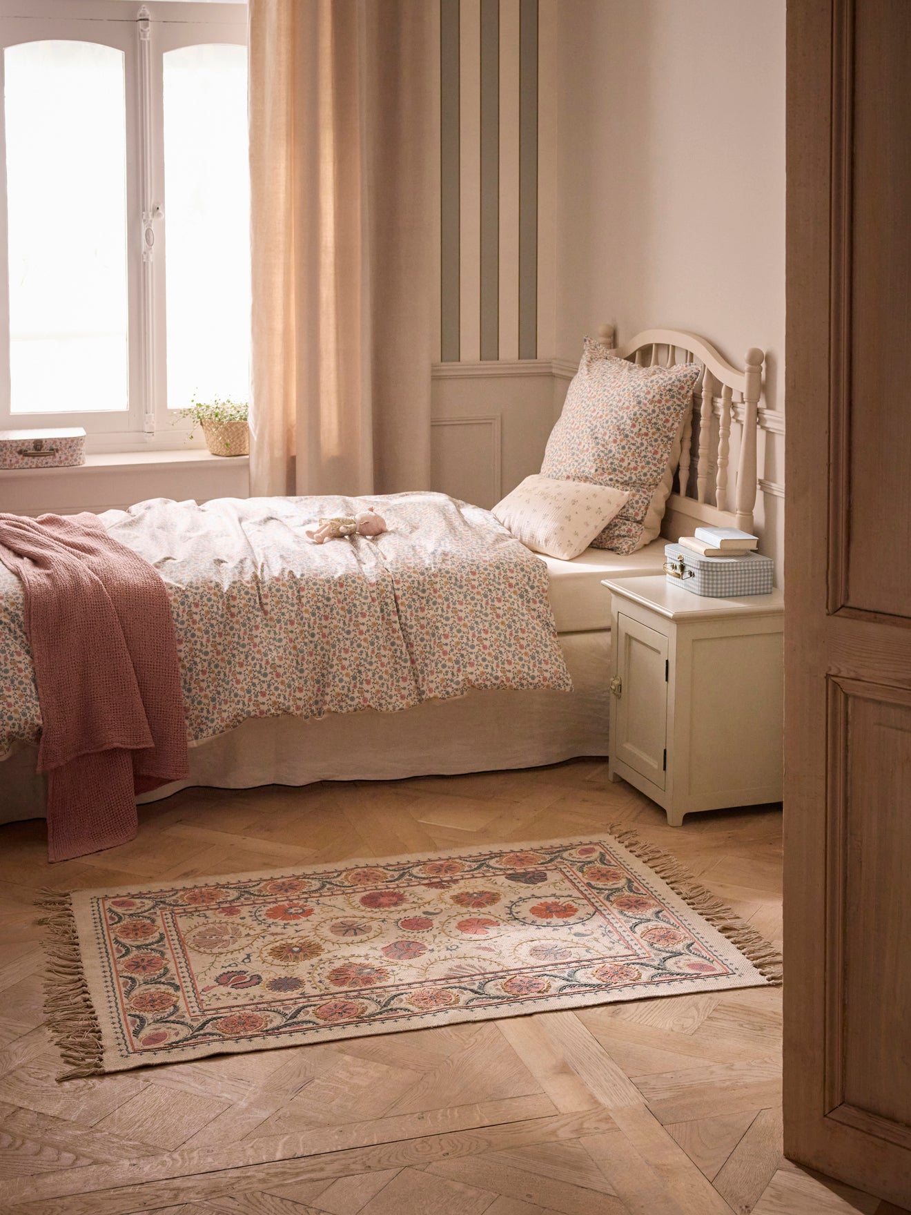 Bestickter Baumwollteppich « Flore » – XL