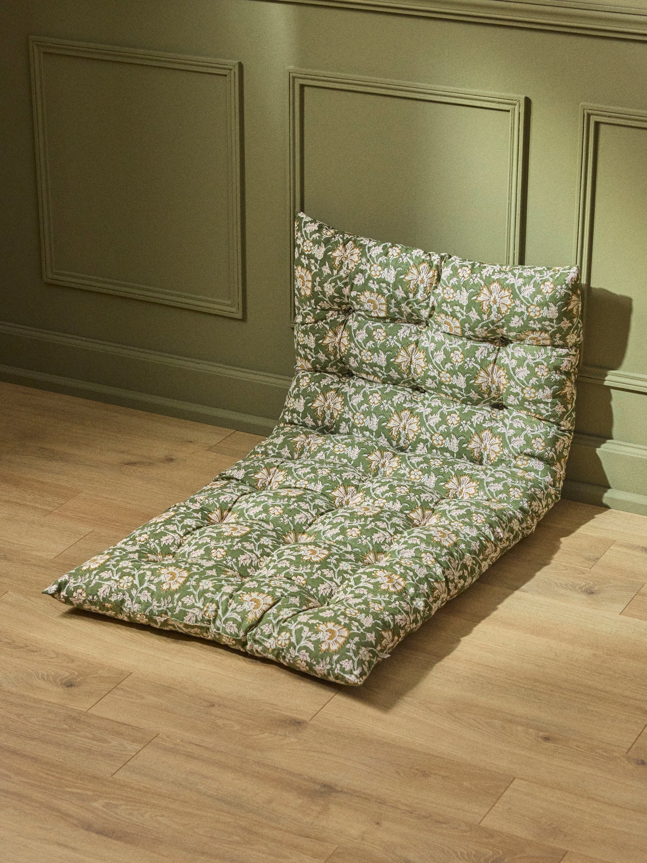 Dekorativer Indischer Stoffmatratze