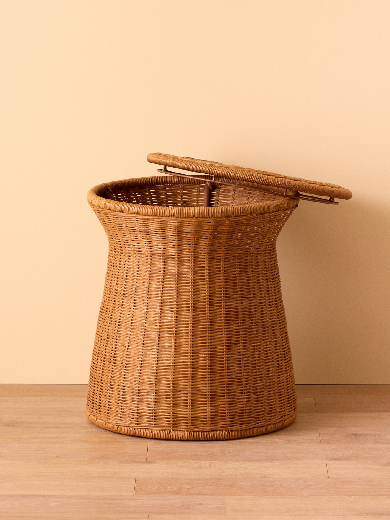 Rattan-Hocker „Emile”