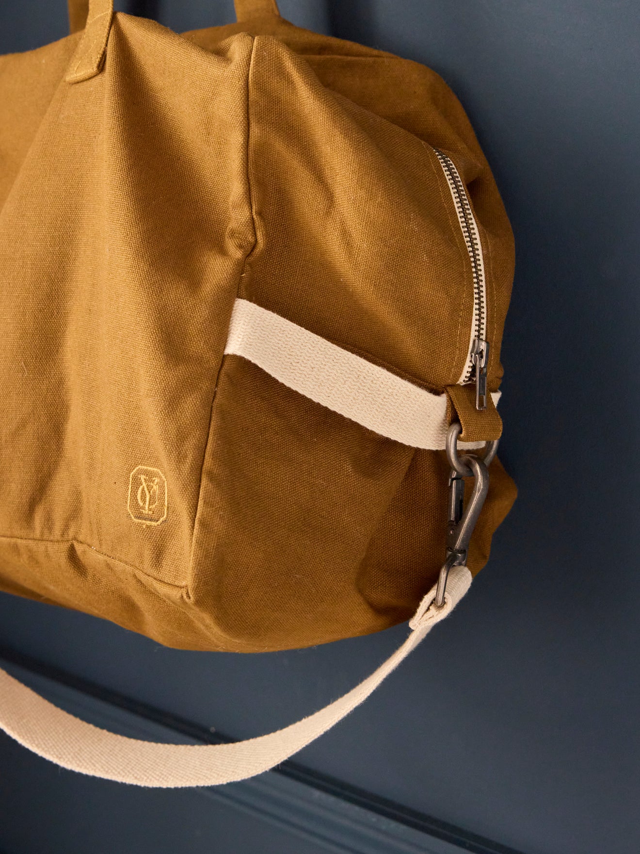 Einfarbige Weekendtasche aus Tuch