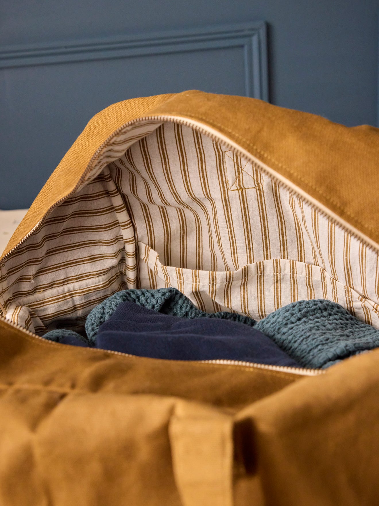 Einfarbige Weekendtasche aus Tuch