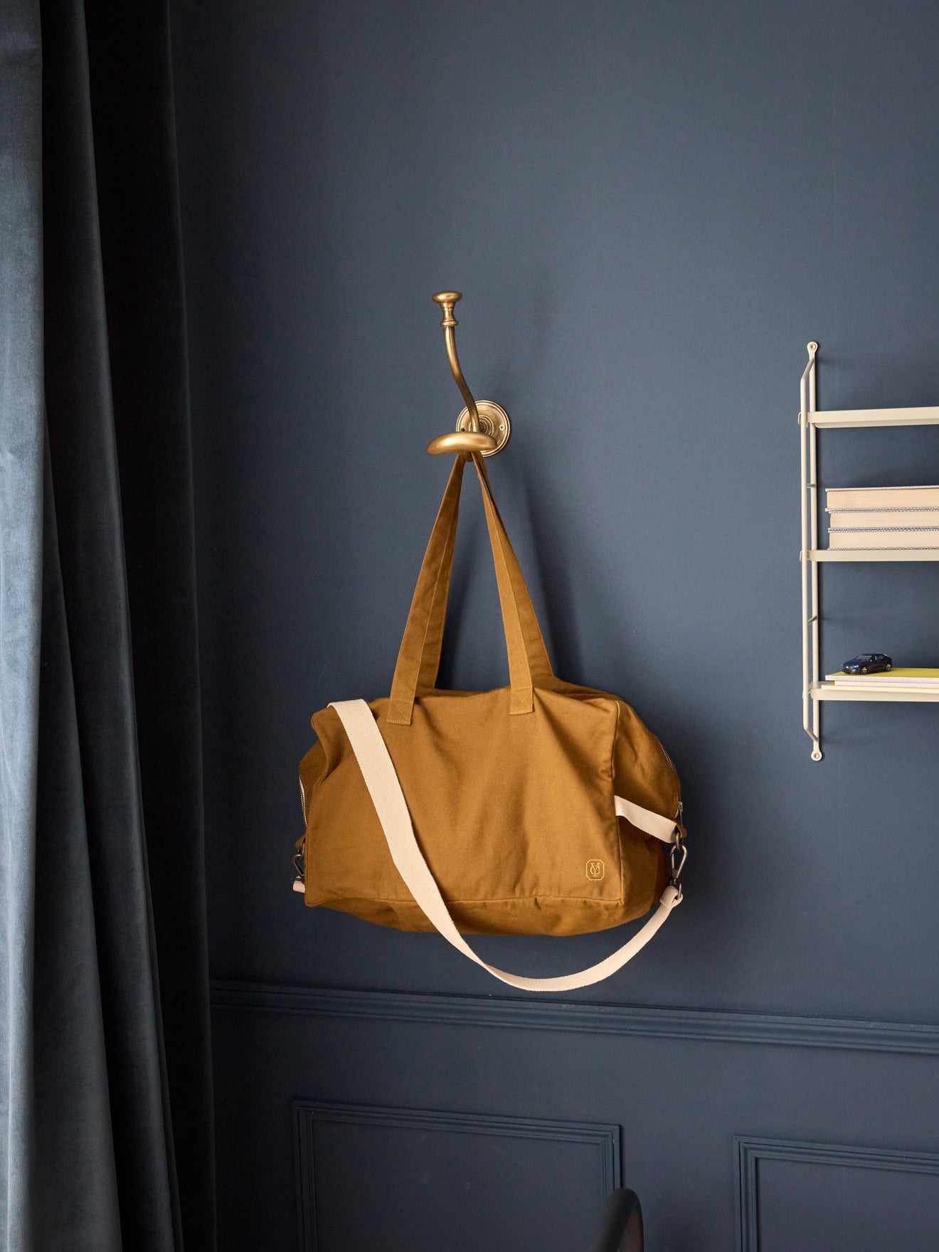 Einfarbige Weekendtasche aus Tuch