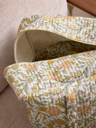 Wattierte Wochenendtasche aus indischem Tuch - Kalkutta-Print