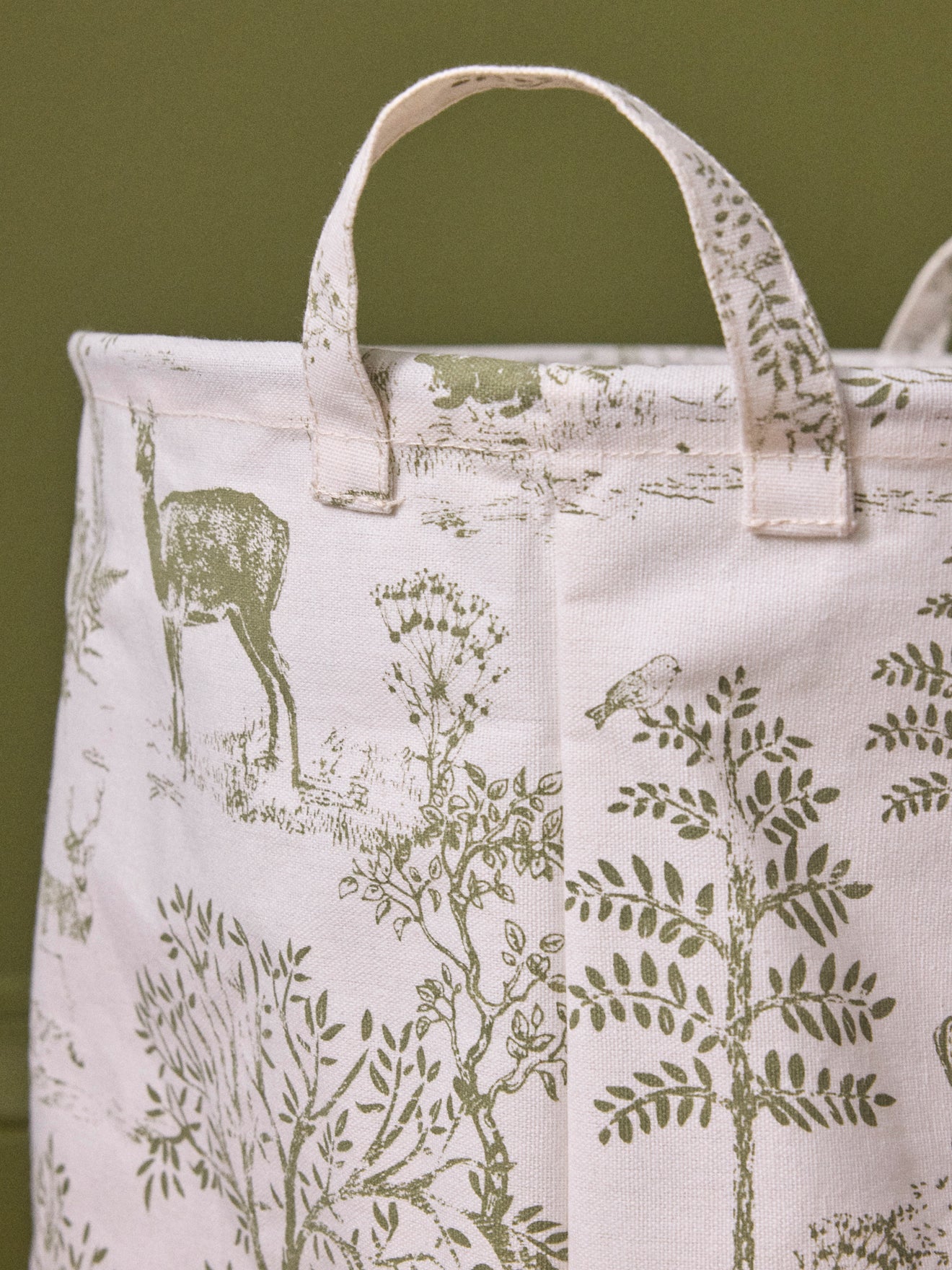 Runder Aufbewahrungskorb im Toile de Jouy-Esprit