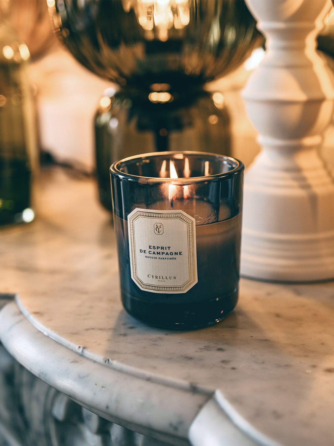 KERZE IM LÄNDLICHEN ESPRIT