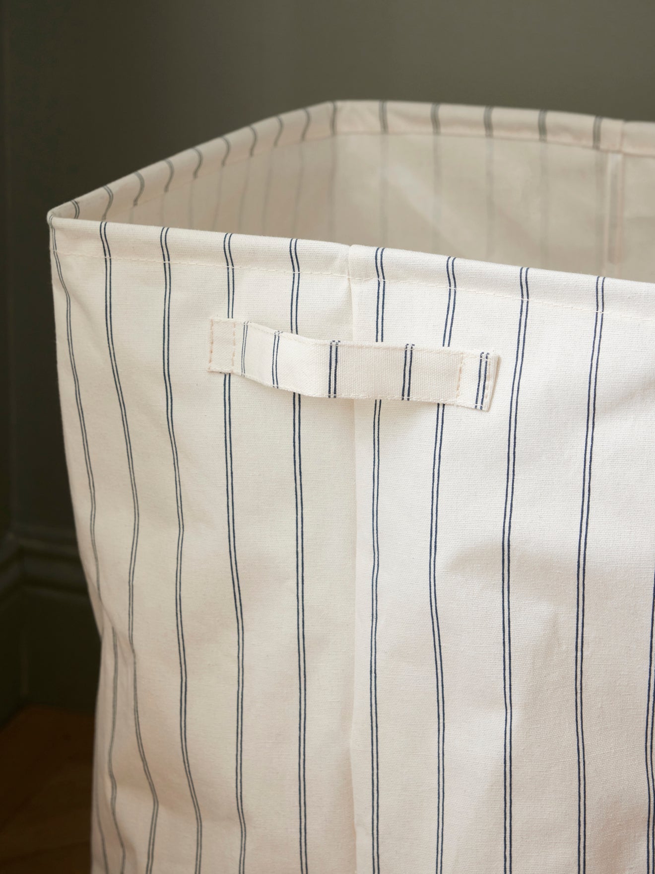 Wäschekorb aus Tuch