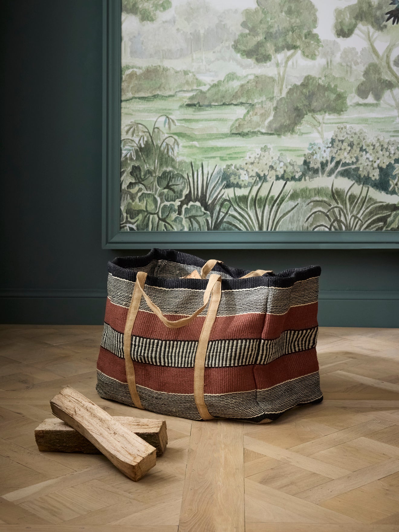 Gestreifter Kaminholzkorb aus Jute