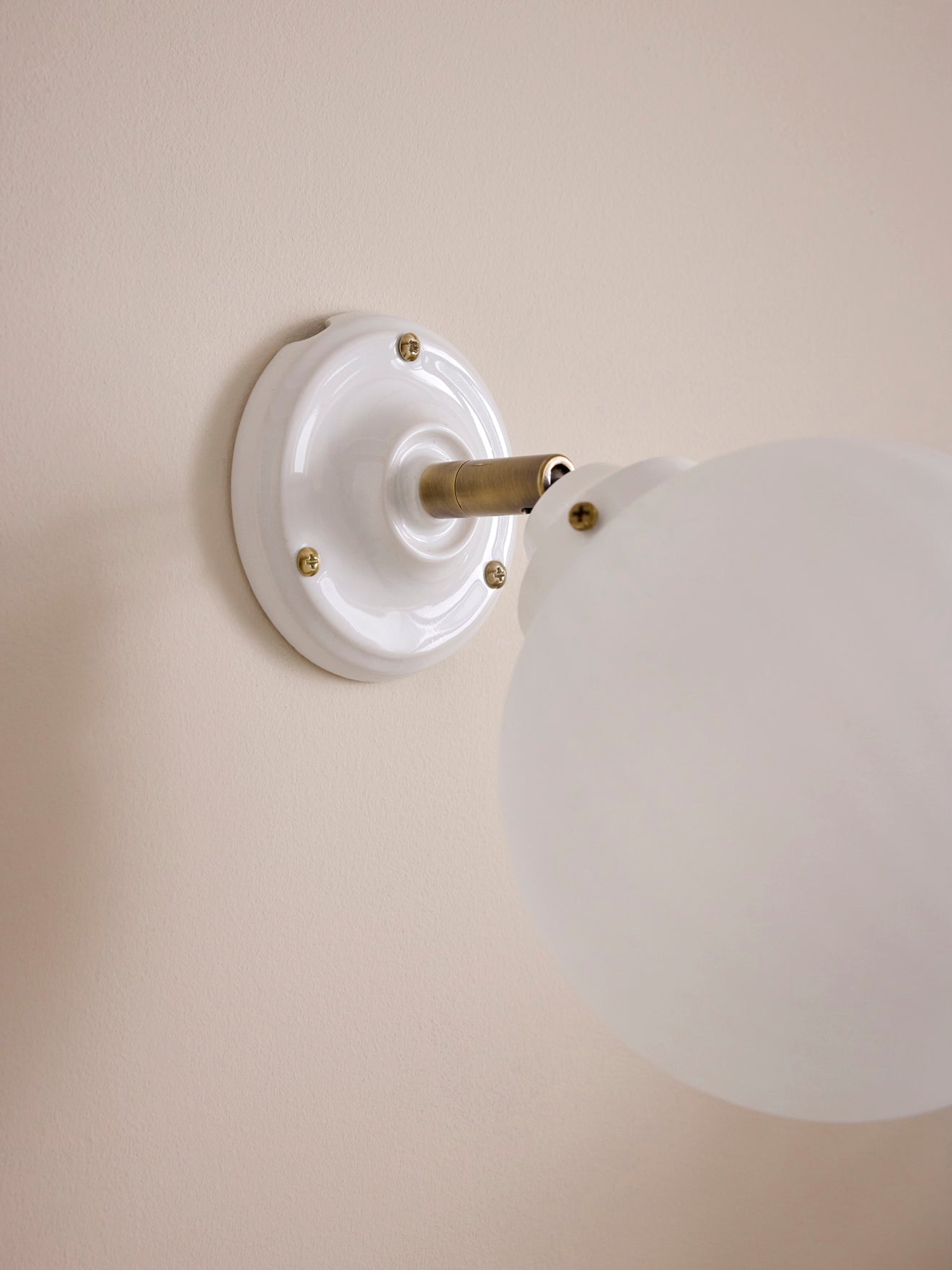 Wandapplikation Zélie aus Glas und Keramik