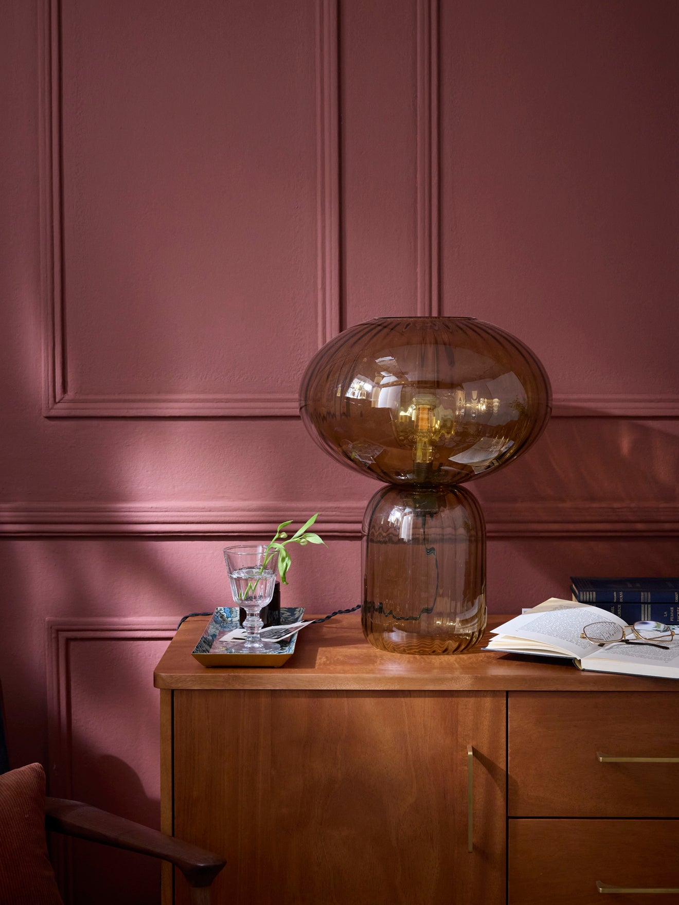 XL-Lampe Martin aus gemeißeltem Glas