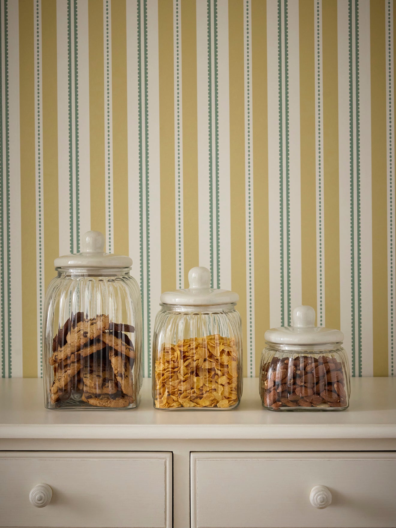 Pralinenschale aus Glas und Keramik - mittelgroßes Modell