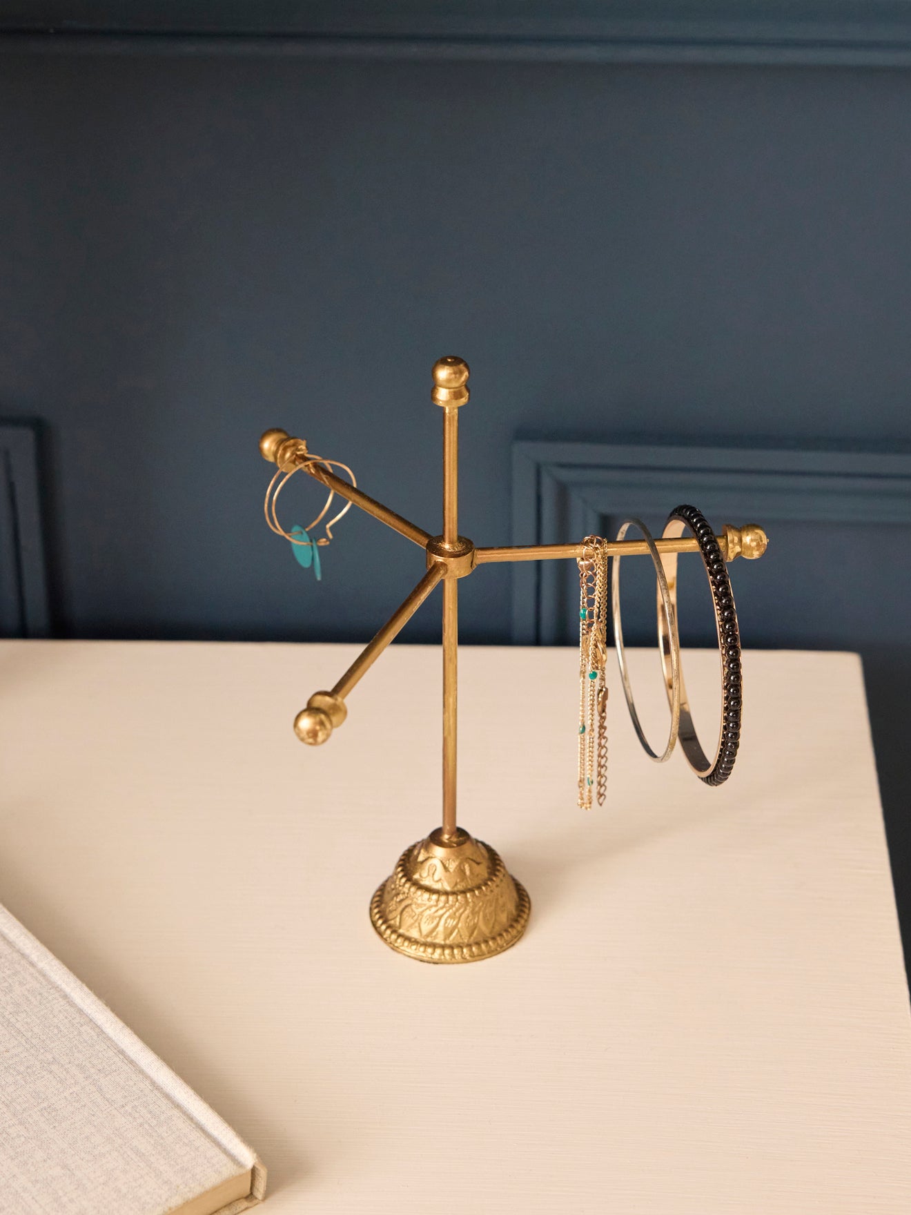 Schmuckhalter aus Metall - kleiner Modell